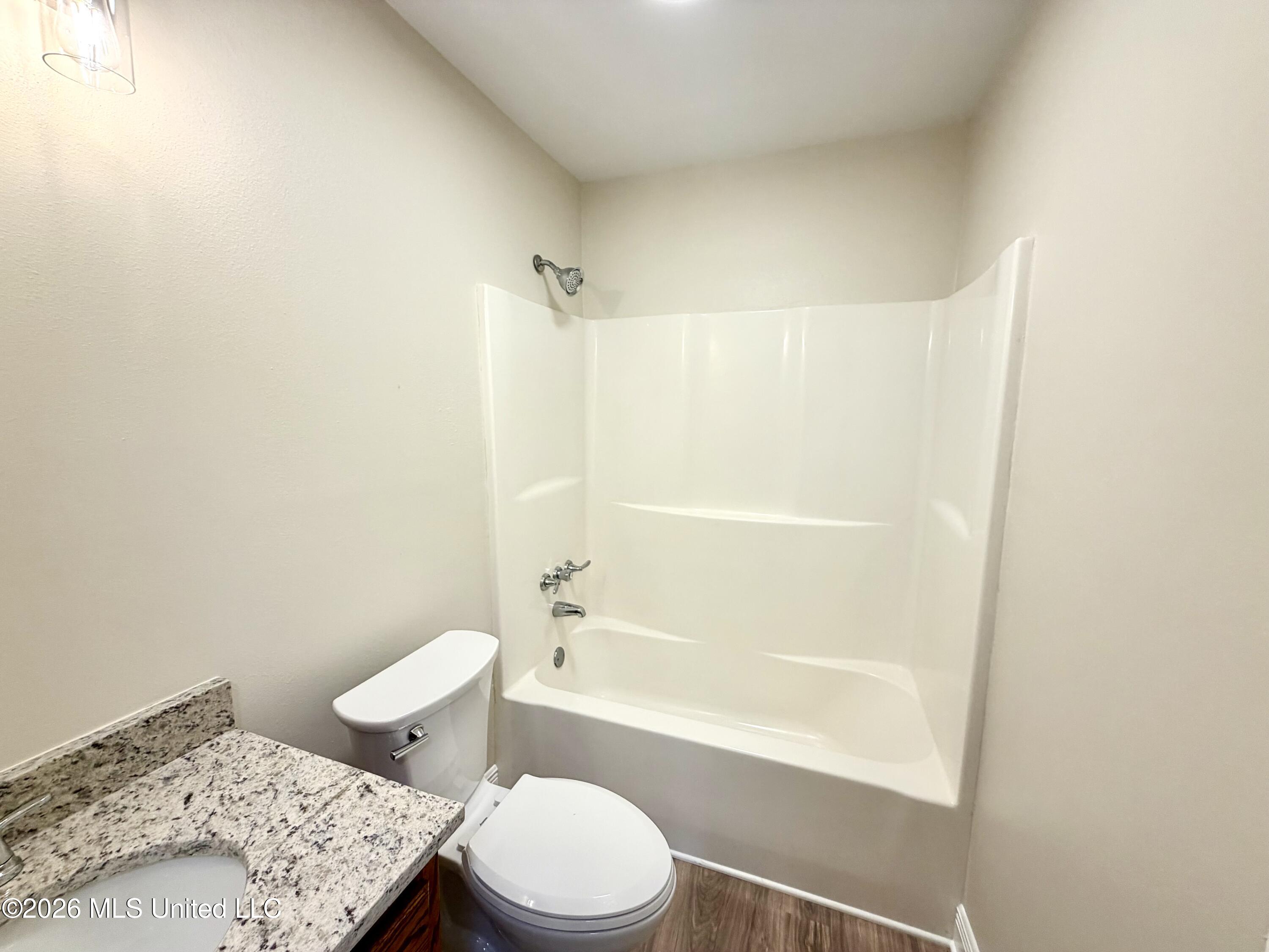 2516 S Beachview Drive Property Photo 16