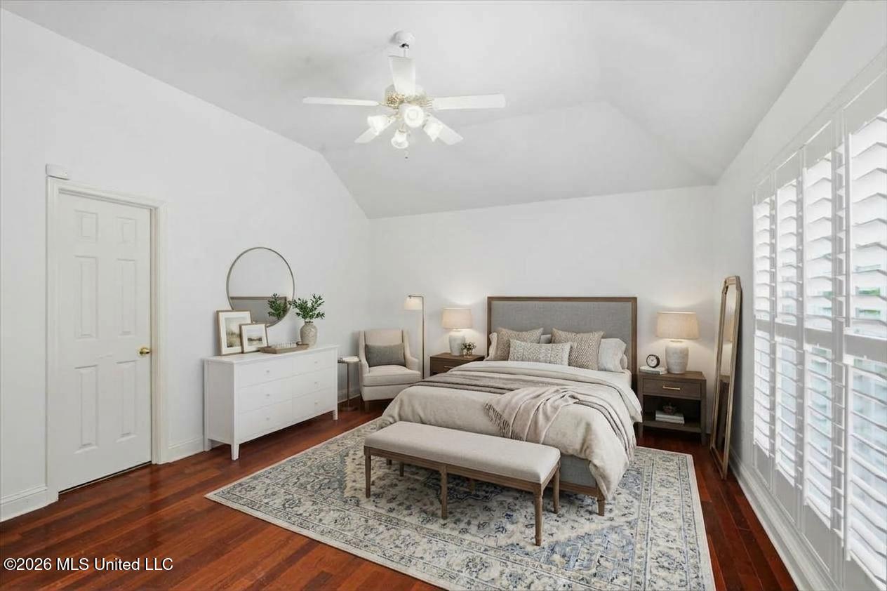 212 Cambridge Drive Property Photo 15