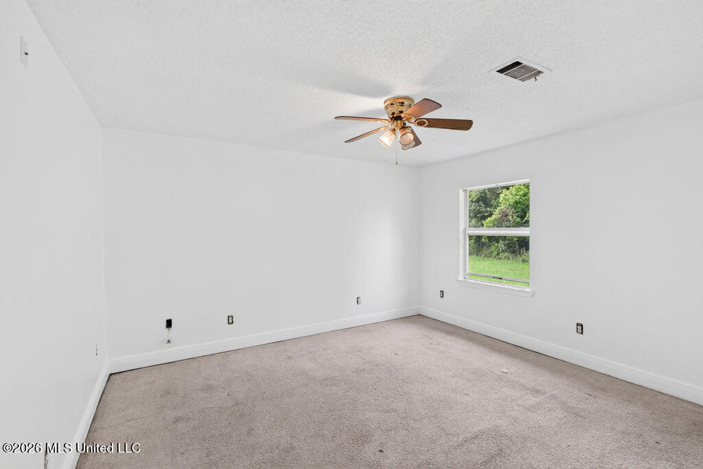 542 Saint John Street Property Photo 15
