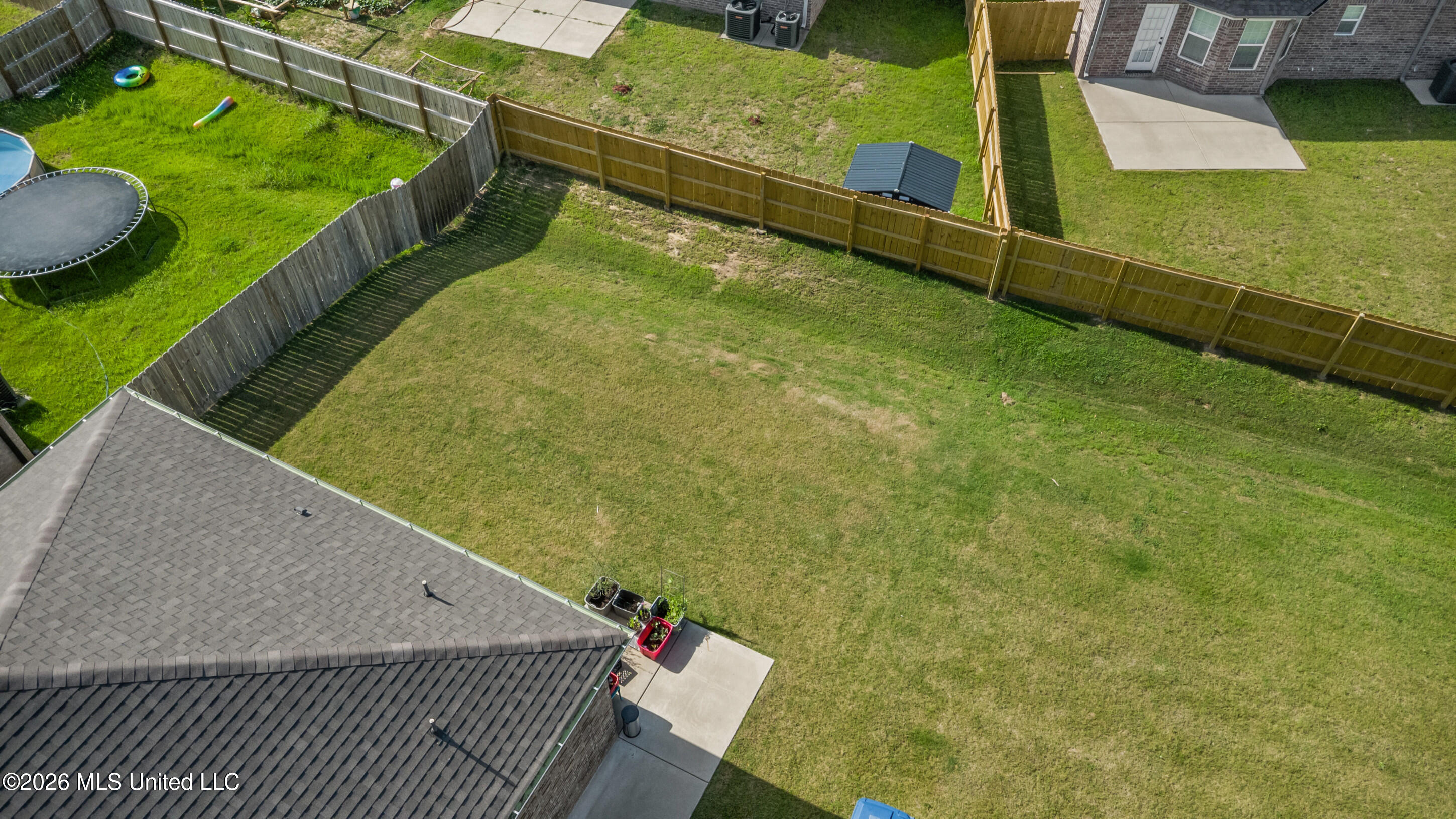 1627 Thomas Street Property Photo 20