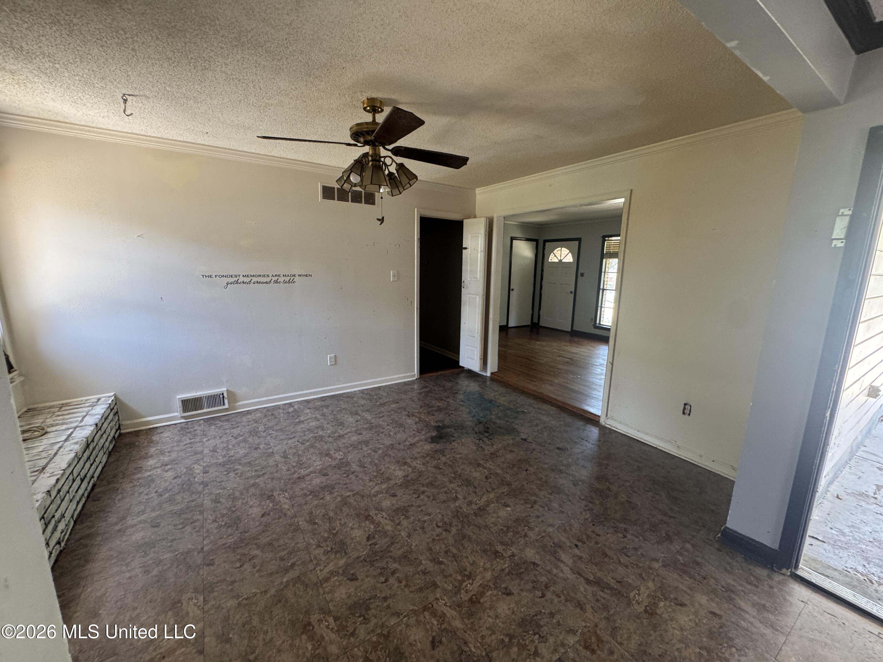 1841 Brookhaven Drive Property Photo 8