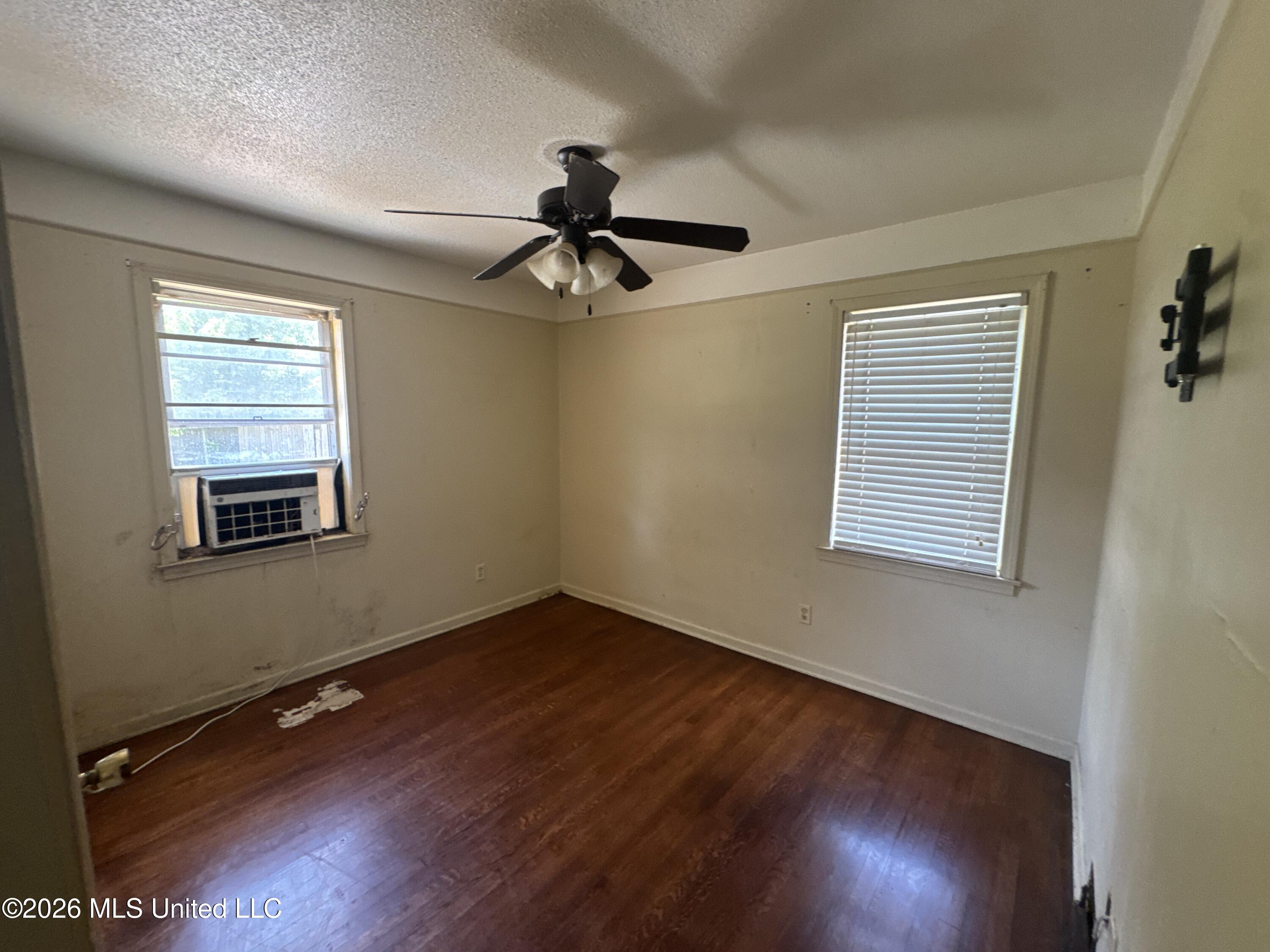 1841 Brookhaven Drive Property Photo 14