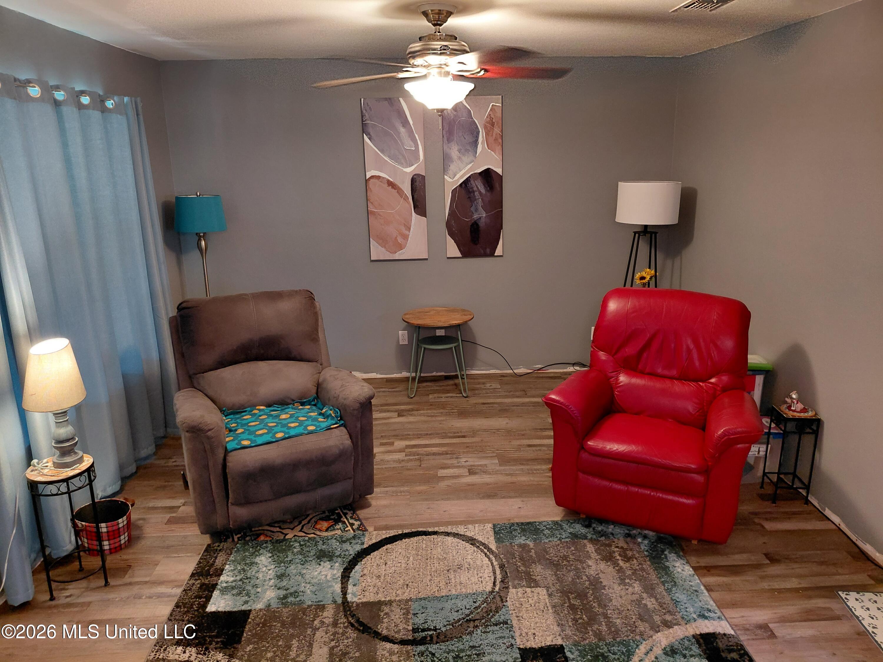 255 Hopkins Boulevard Property Photo 6