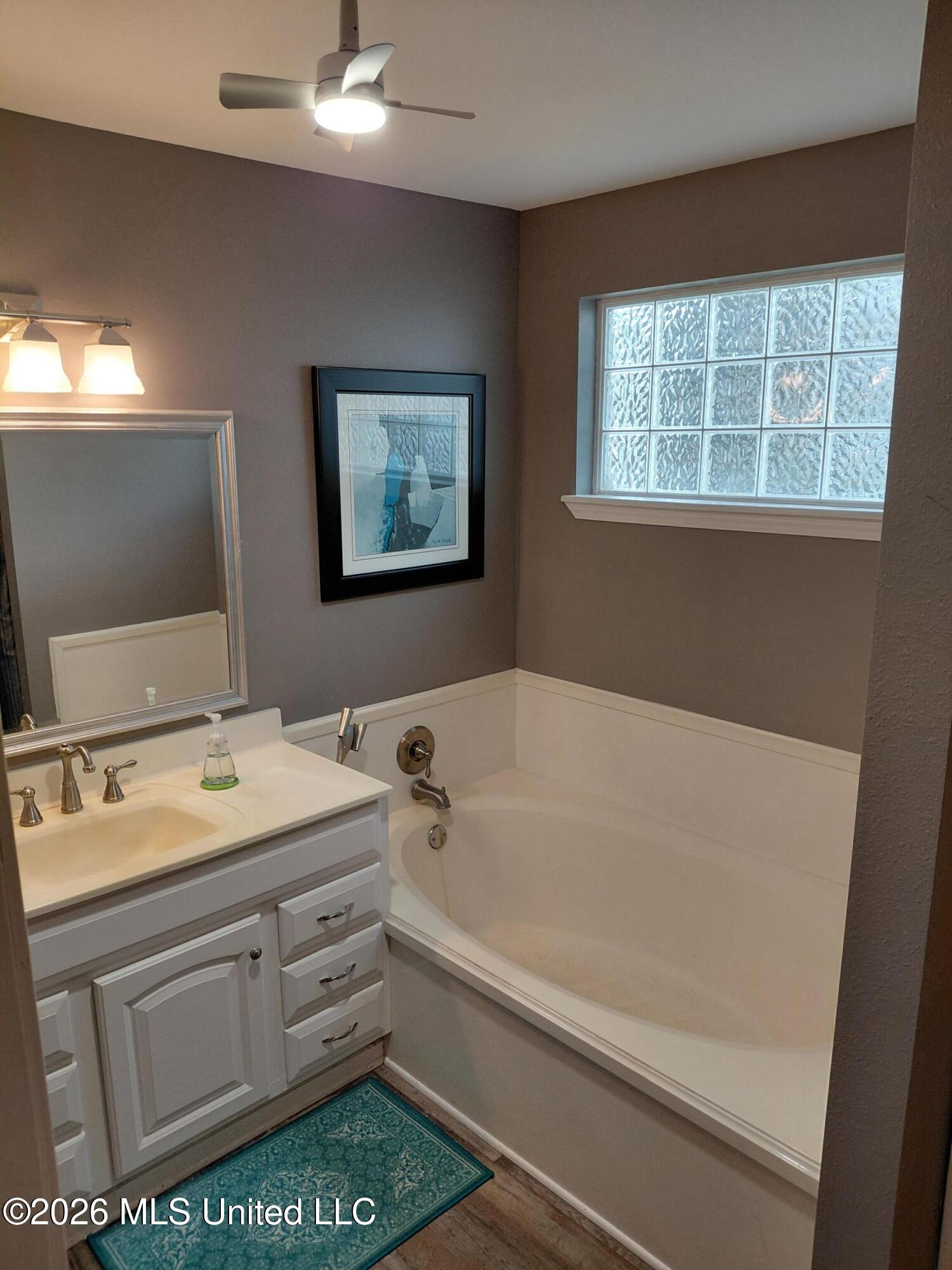 255 Hopkins Boulevard Property Photo 11