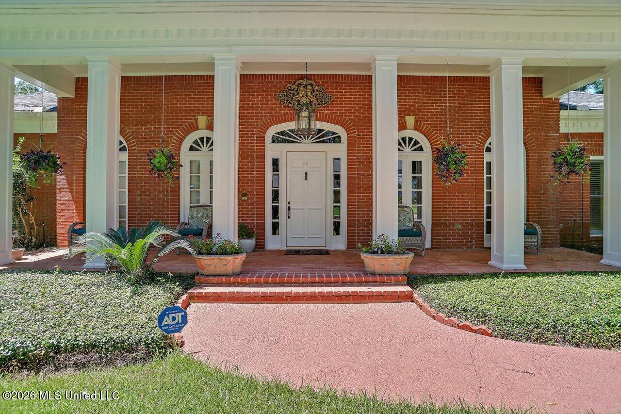 47 Avery Circle Property Photo 6