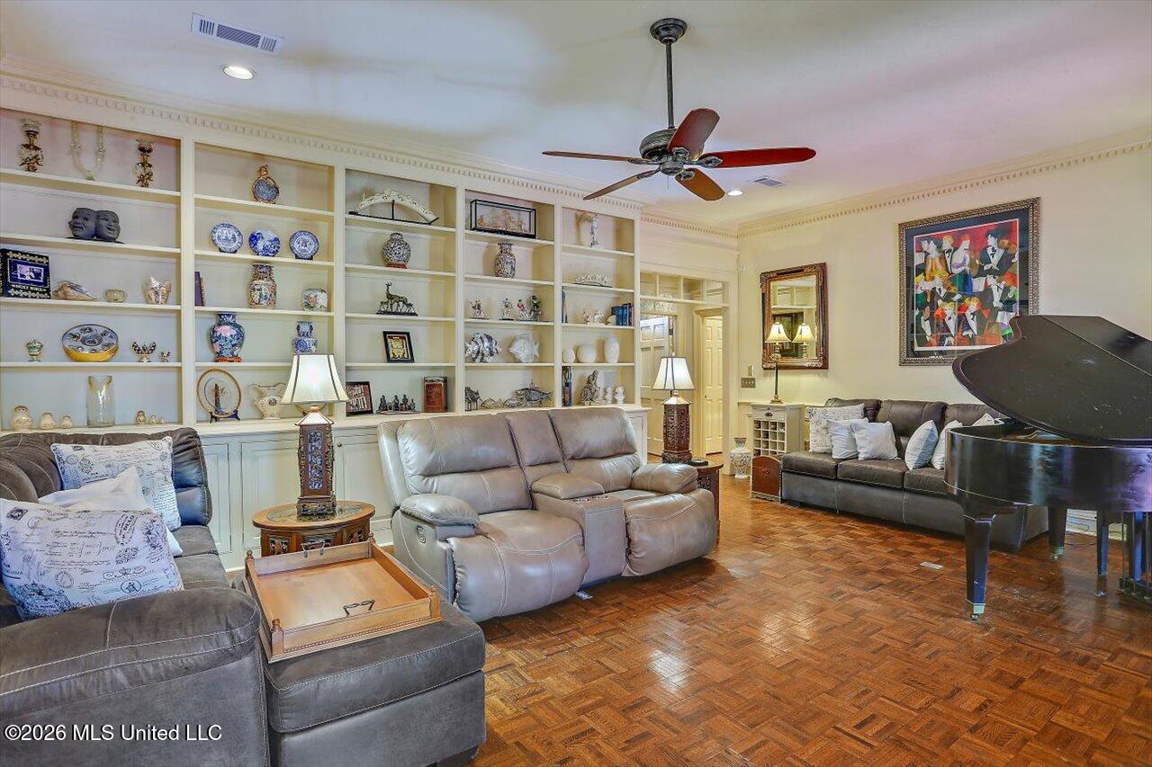 47 Avery Circle Property Photo 9