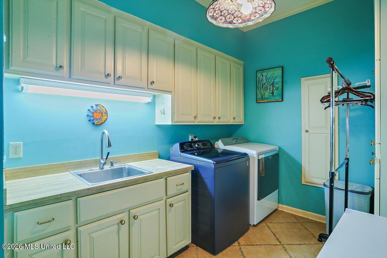 47 Avery Circle Property Photo 26