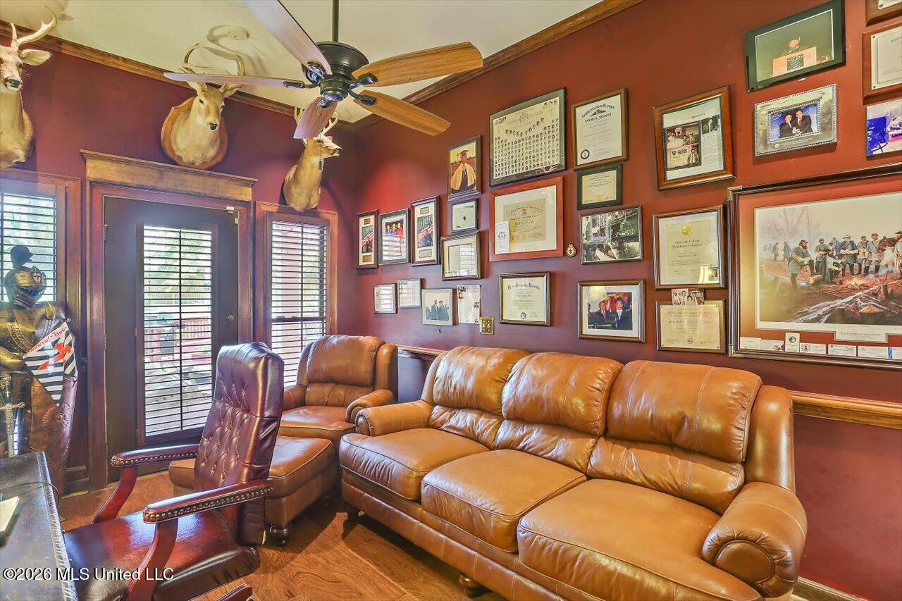 47 Avery Circle Property Photo 27