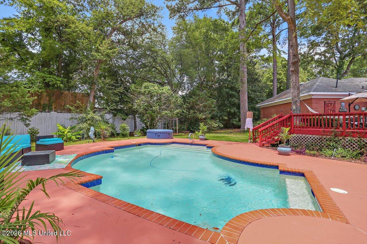47 Avery Circle Property Photo 49