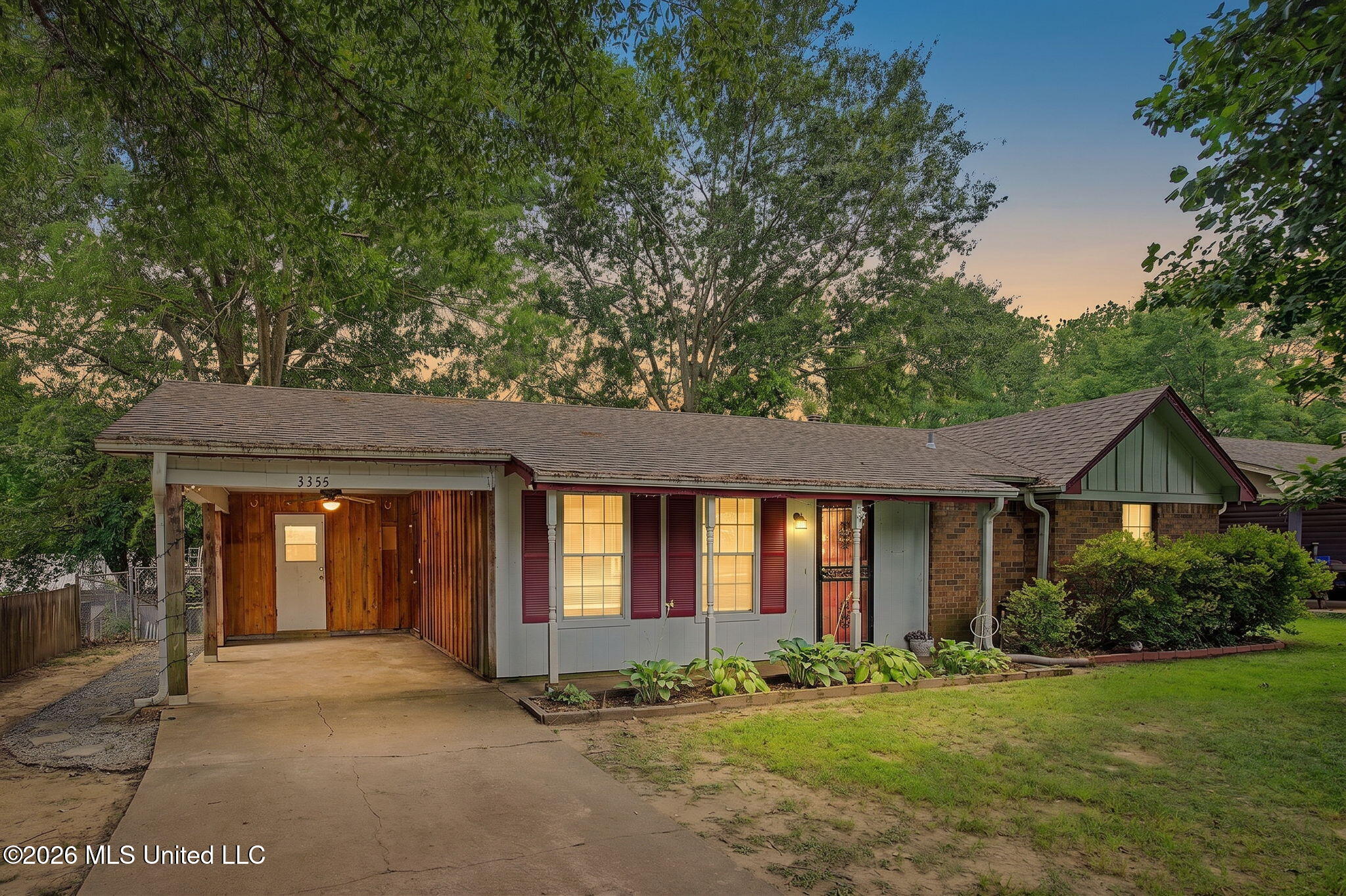 3355 Greenway Drive Property Photo 1