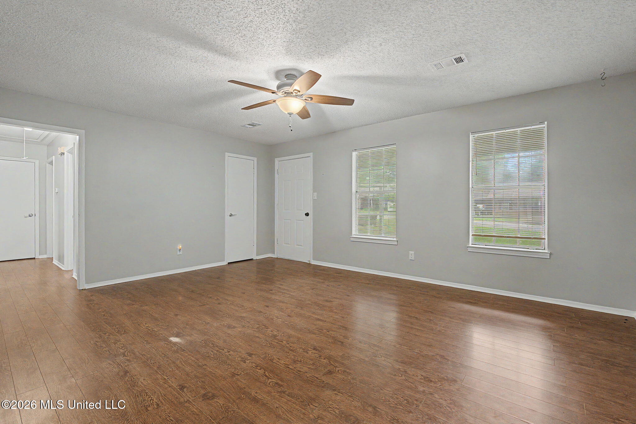 3355 Greenway Drive Property Photo 9