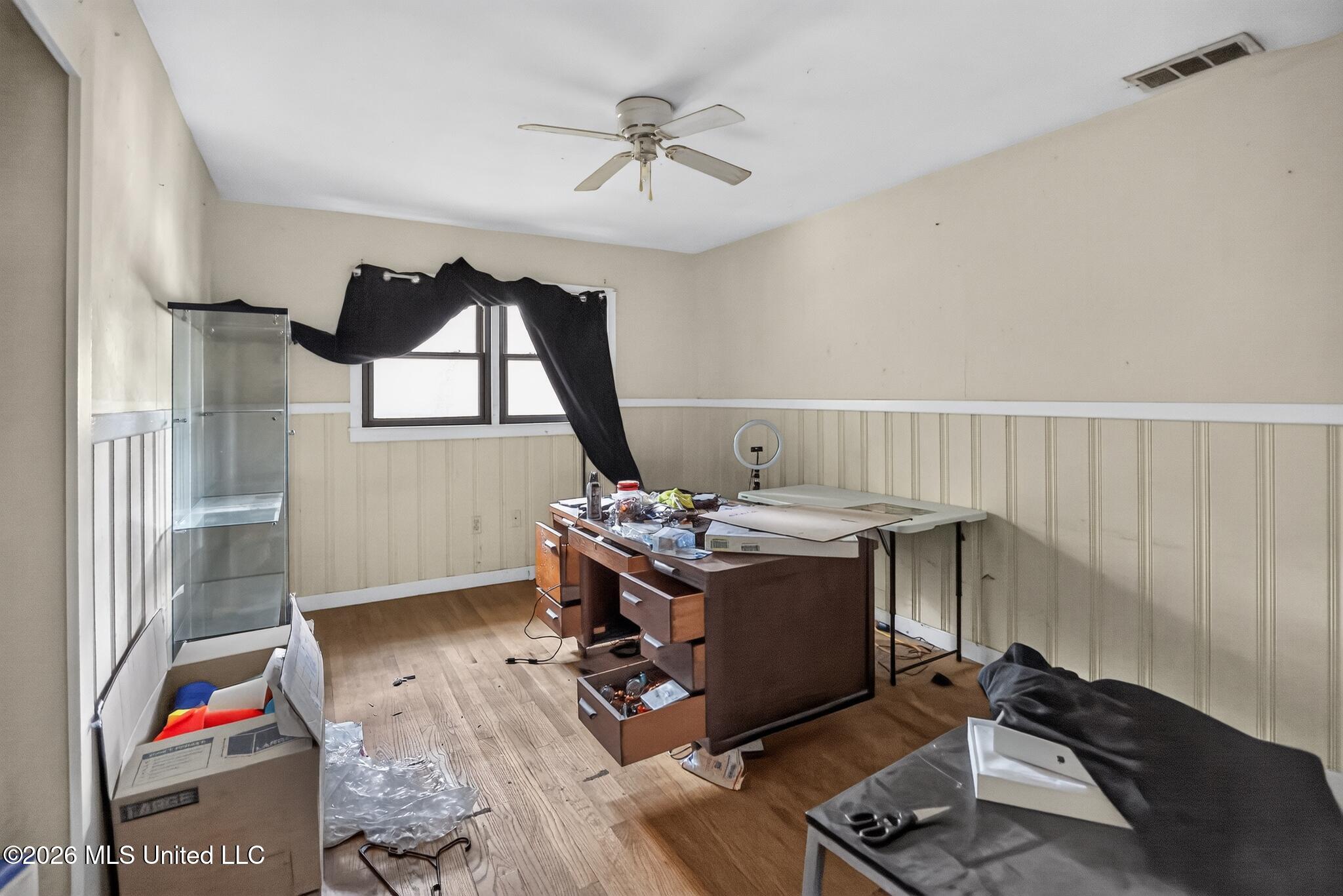 2862 14th Place Property Photo 12
