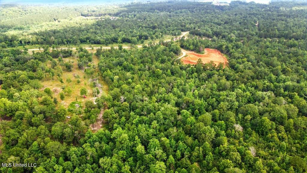 Bent Creek Property Photo 10