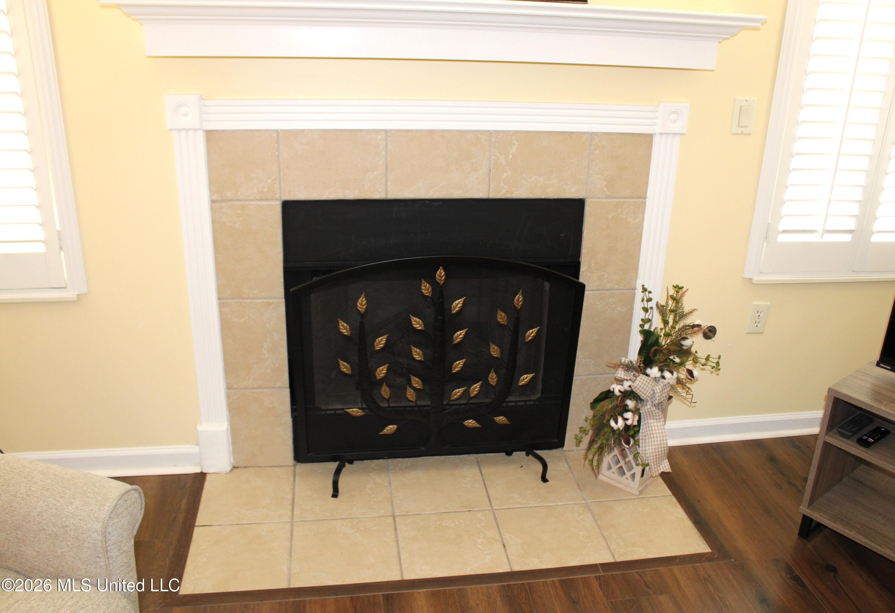8753 Parkview Oaks Circle Property Photo 7