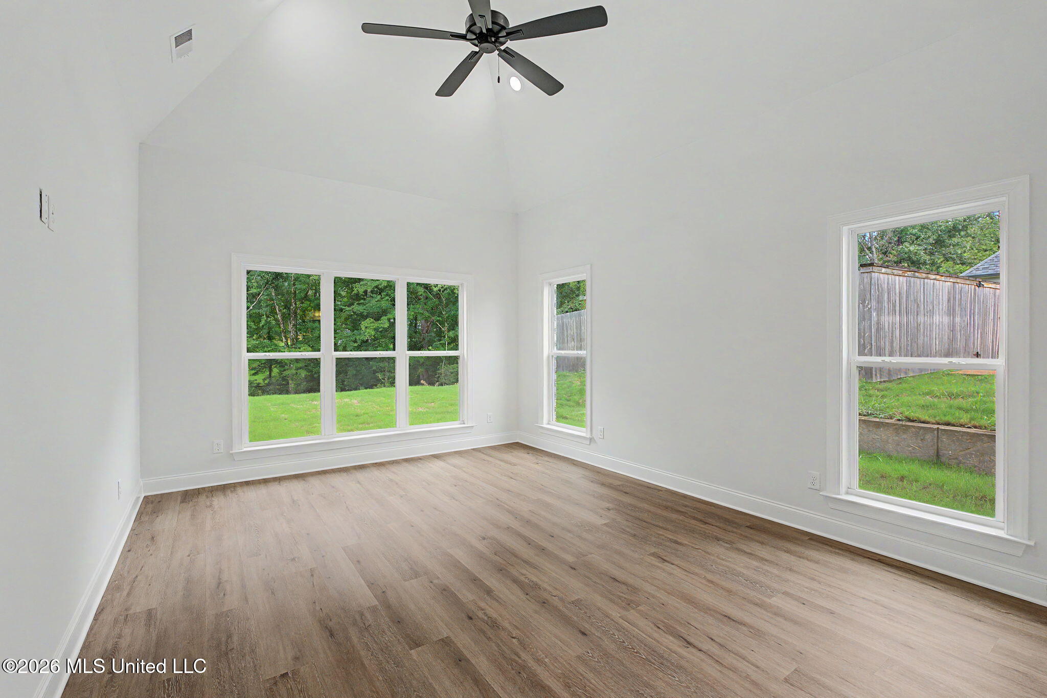 1683 Baisley Drive Property Photo 16