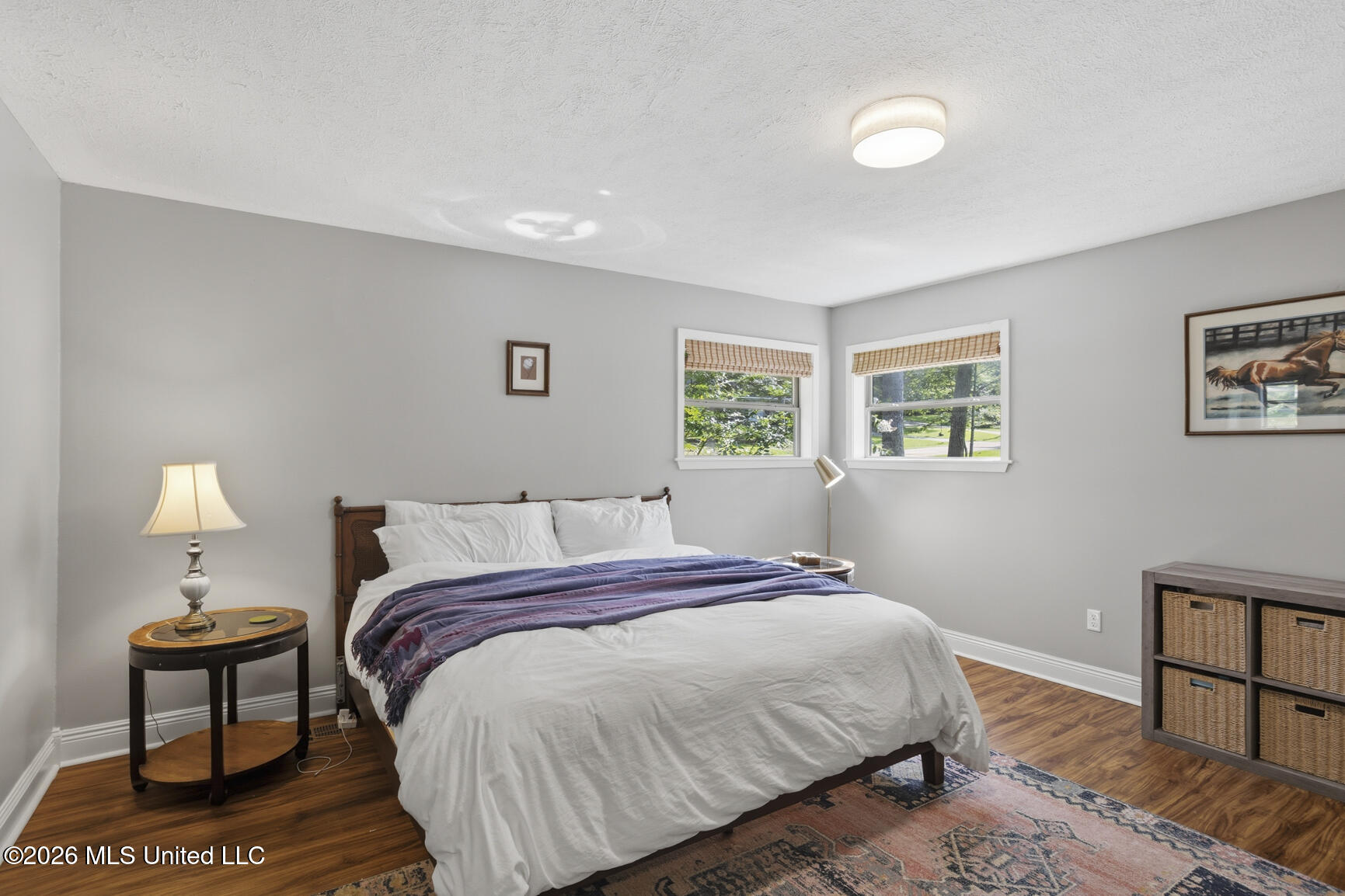 1806 Hillview Drive Property Photo 6
