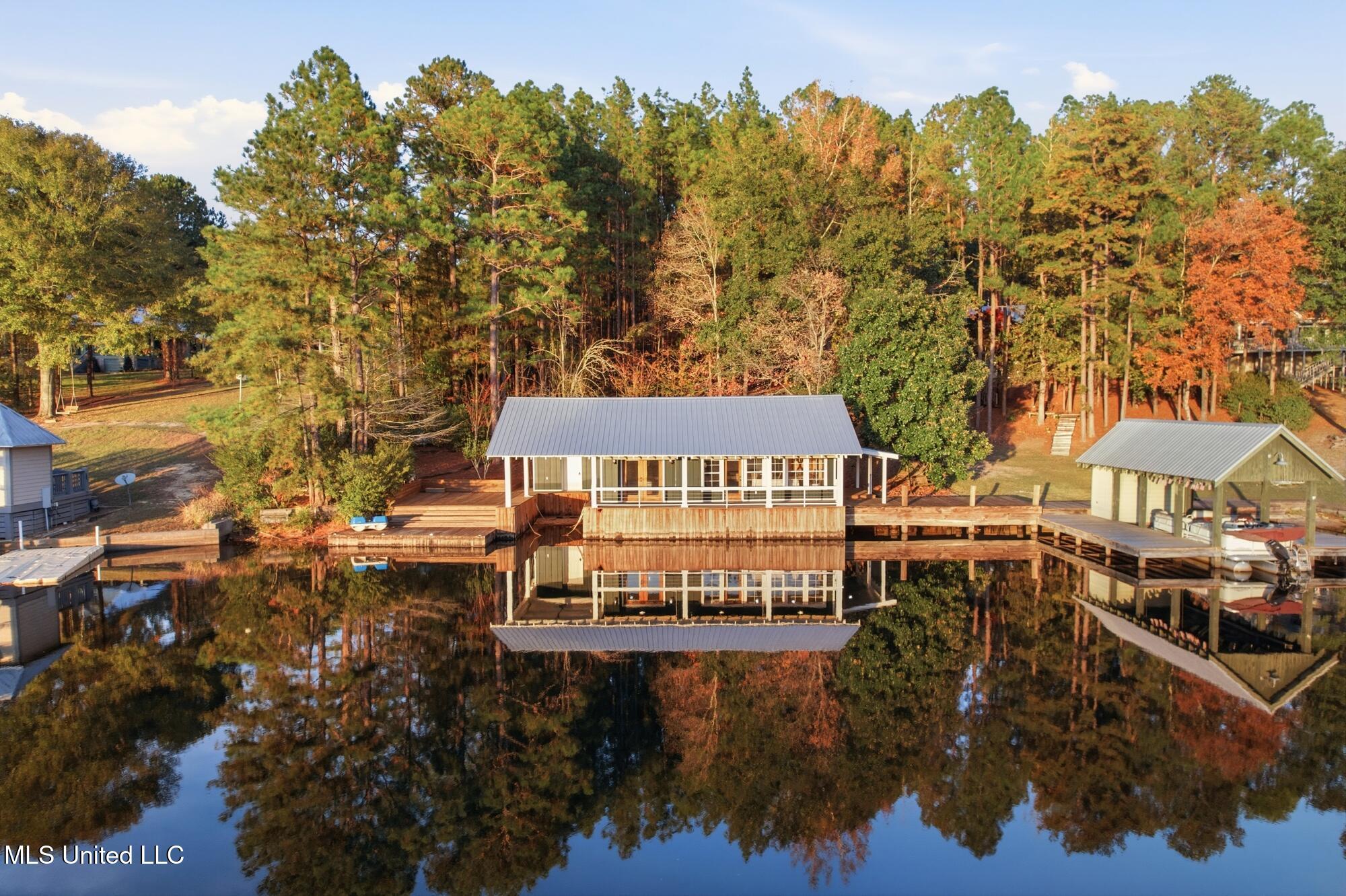 15 Lakeridge Point Property Photo 3