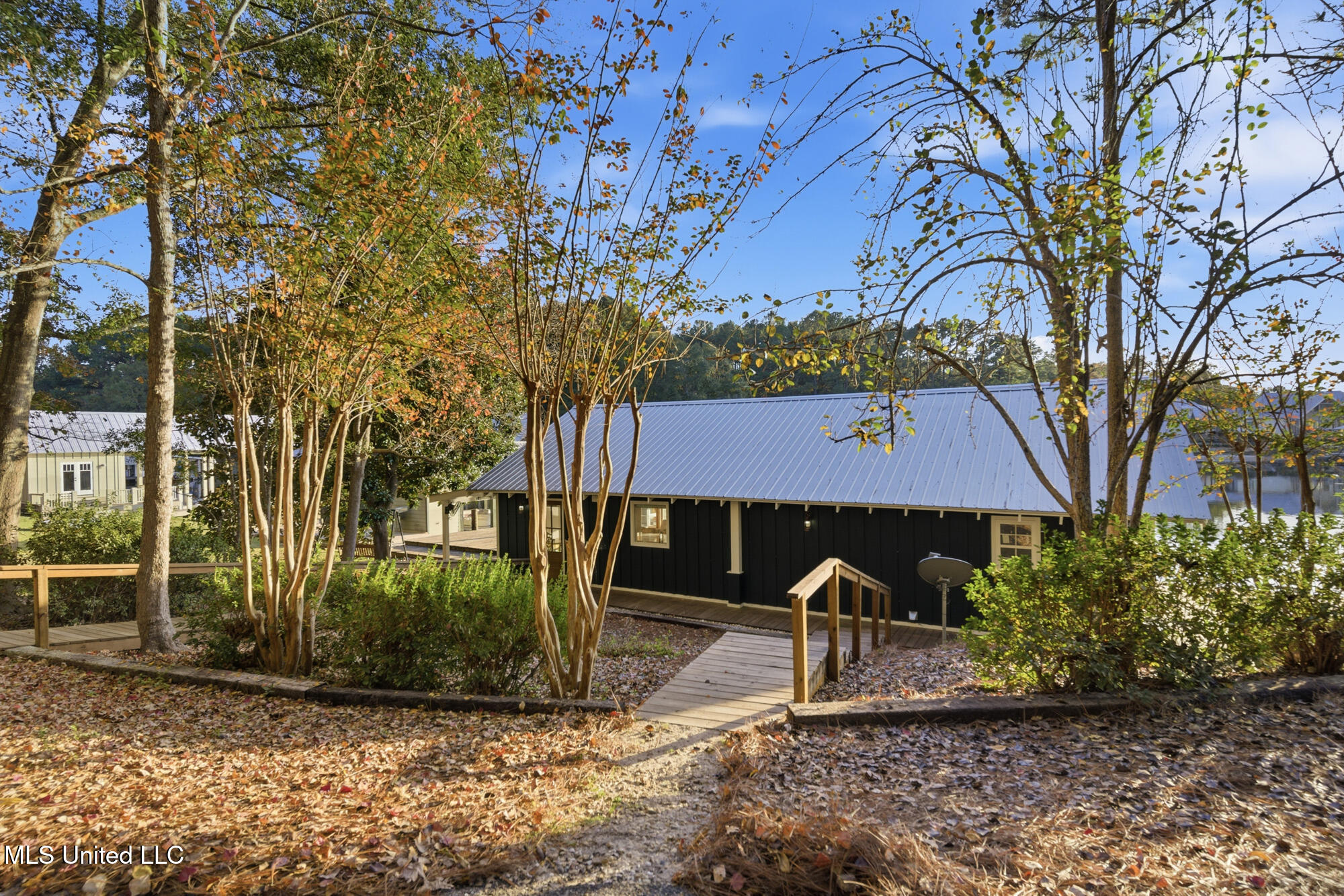 15 Lakeridge Point Property Photo 26