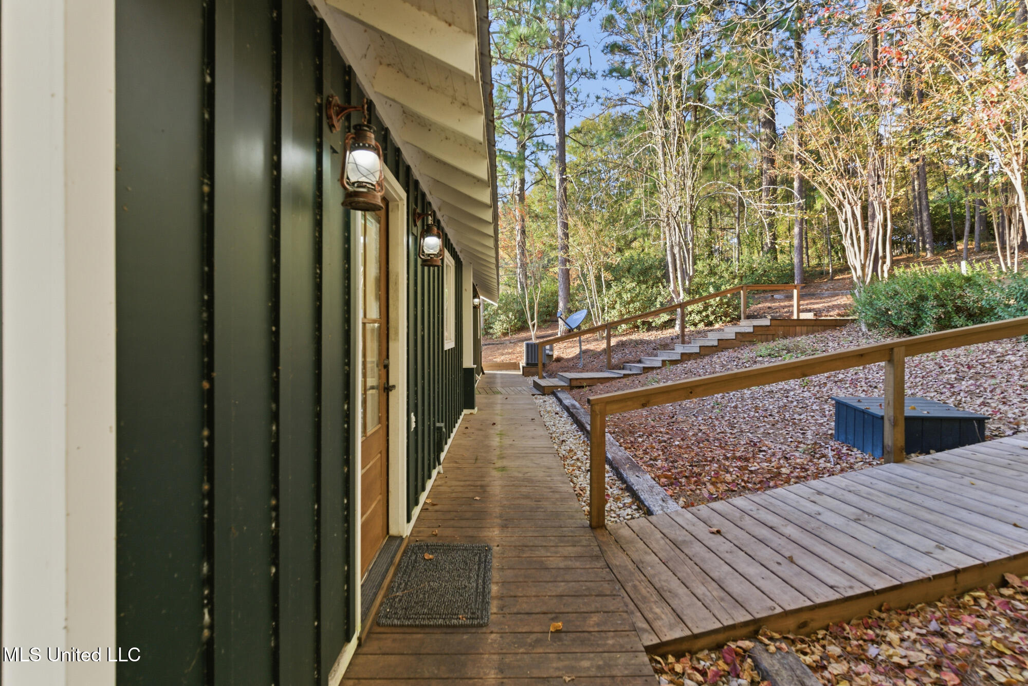 15 Lakeridge Point Property Photo 28