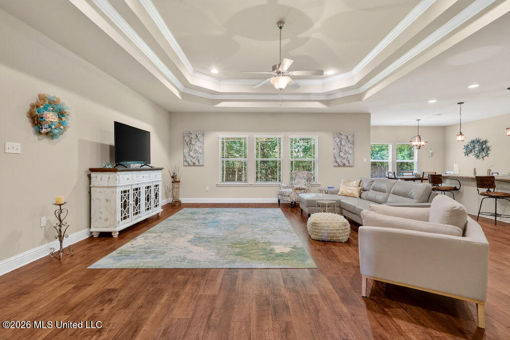 9044 River Birch Drive Property Photo 3