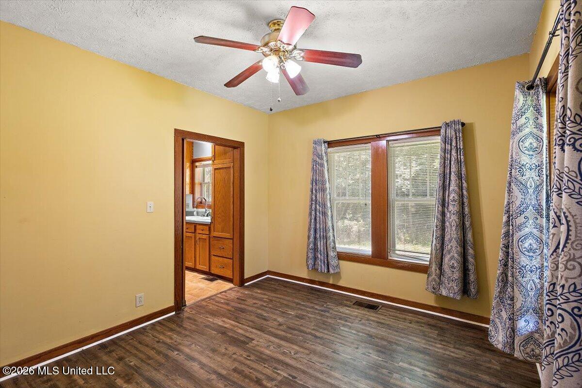 75 Abigail Lane Property Photo 8