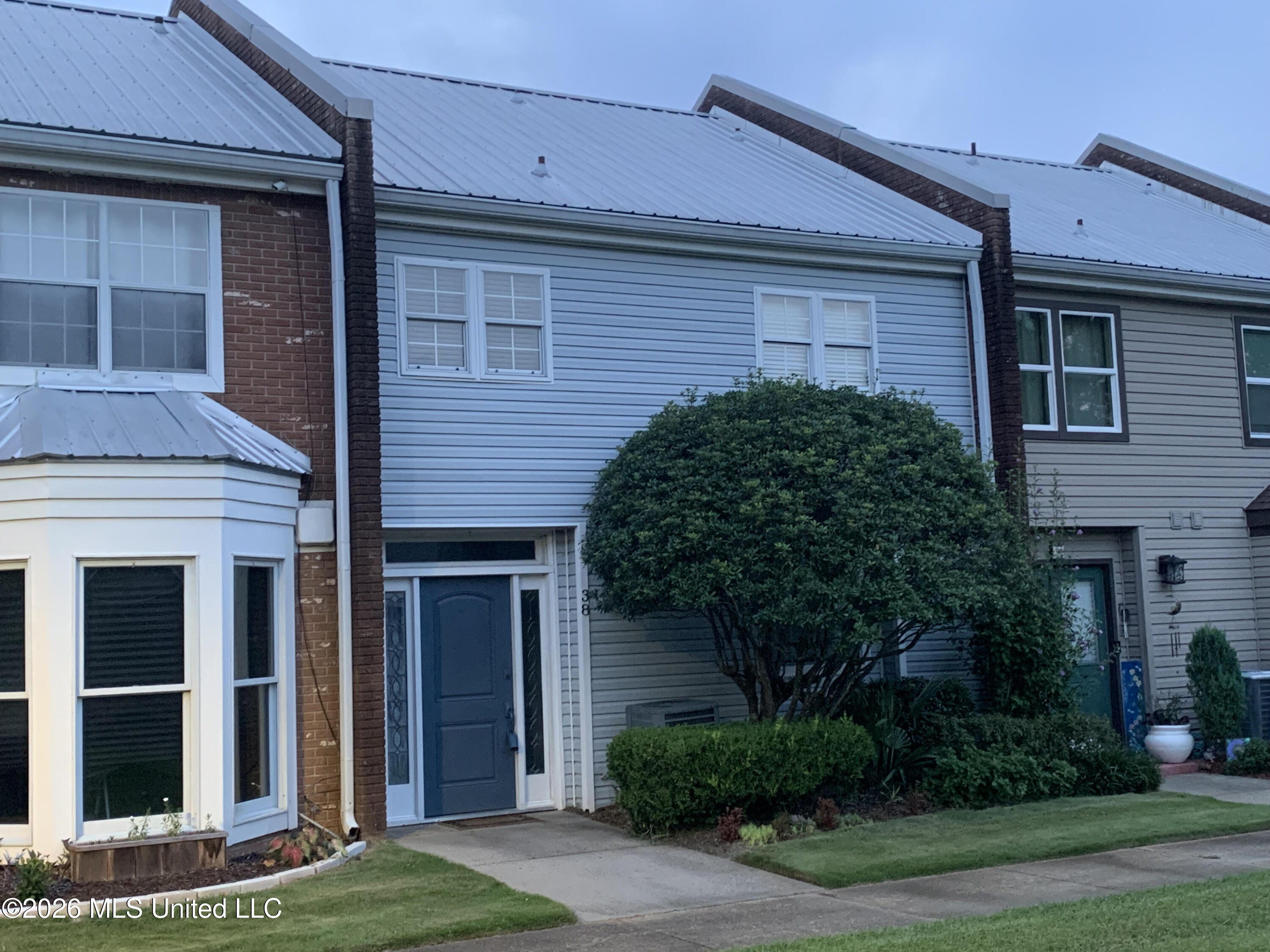 928 Courthouse Road Property Photo 1