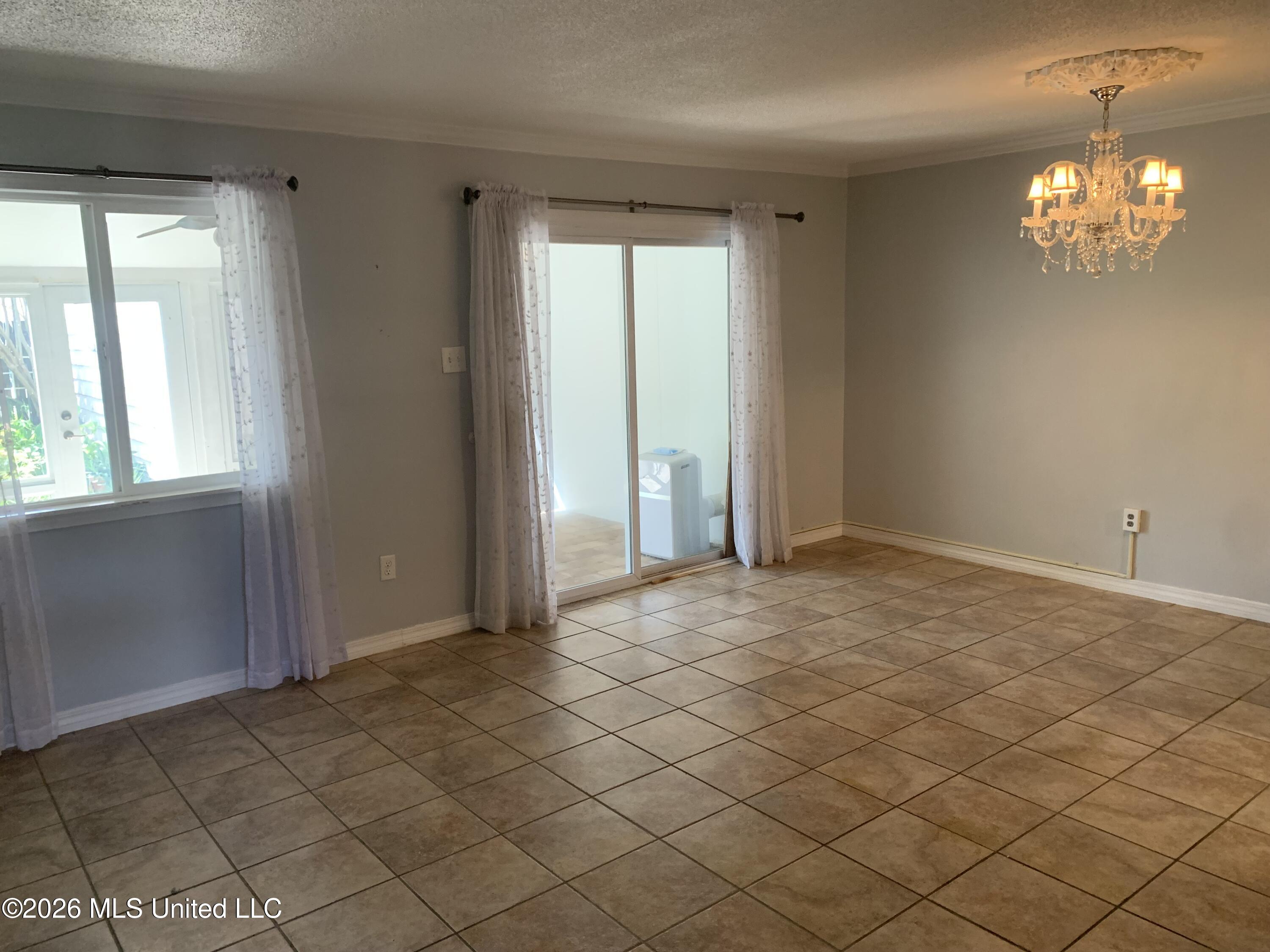 928 Courthouse Road Property Photo 3