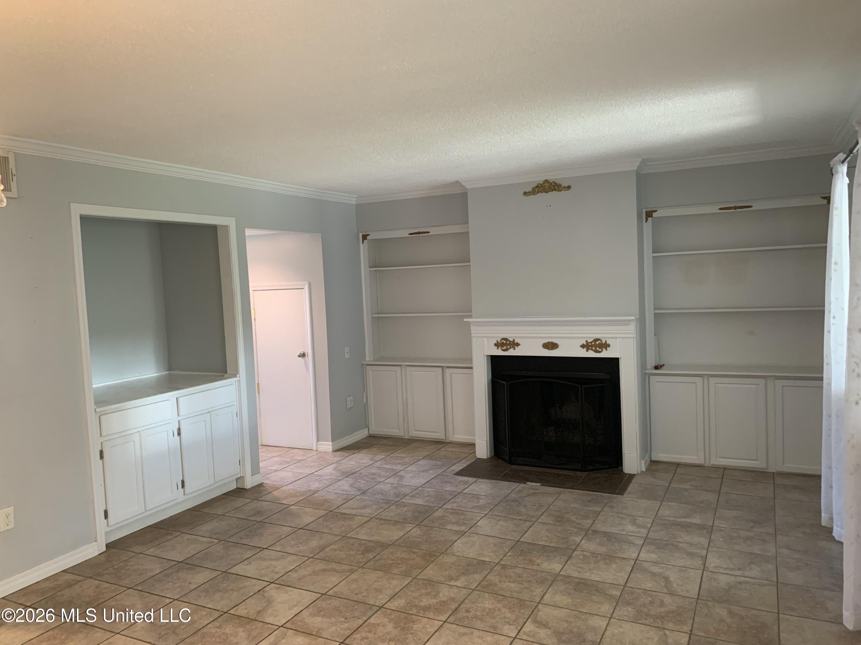 928 Courthouse Road Property Photo 4