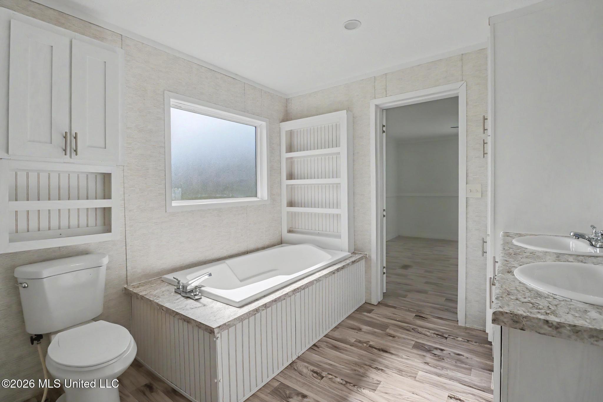 10011 Seaman Road Property Photo 13