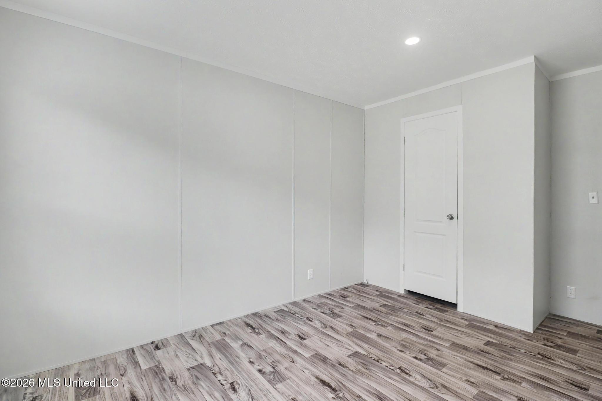 10011 Seaman Road Property Photo 14