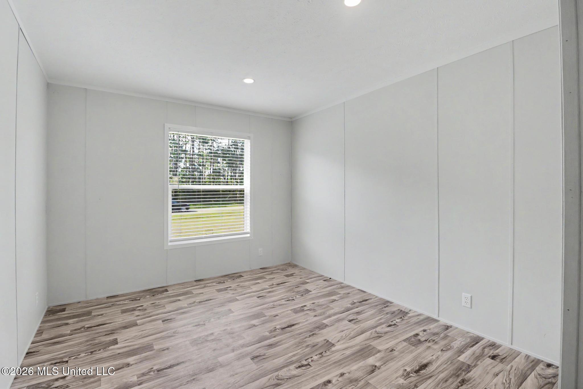 10011 Seaman Road Property Photo 15