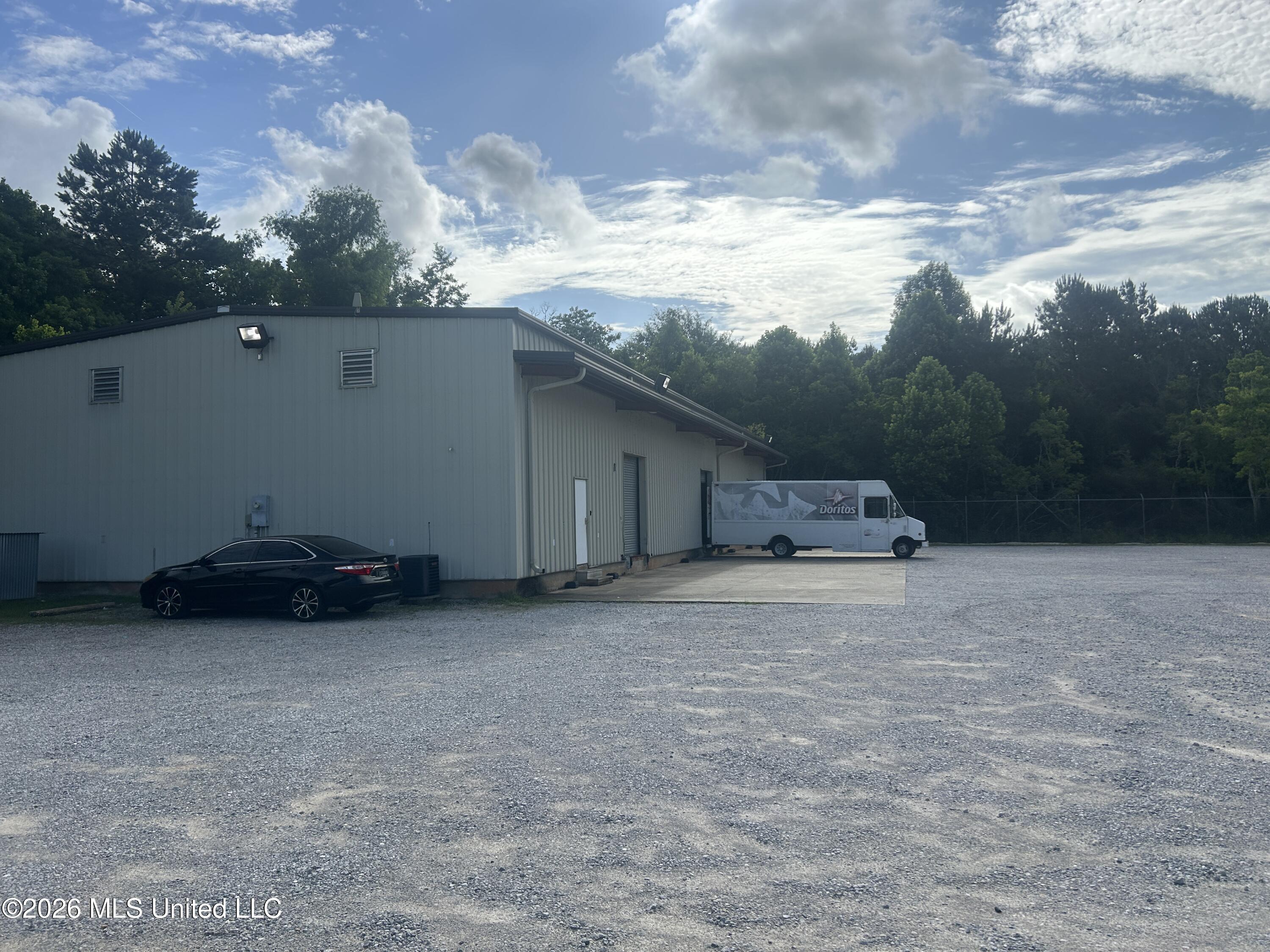 10816 N Highway 63 Highway Property Photo 2