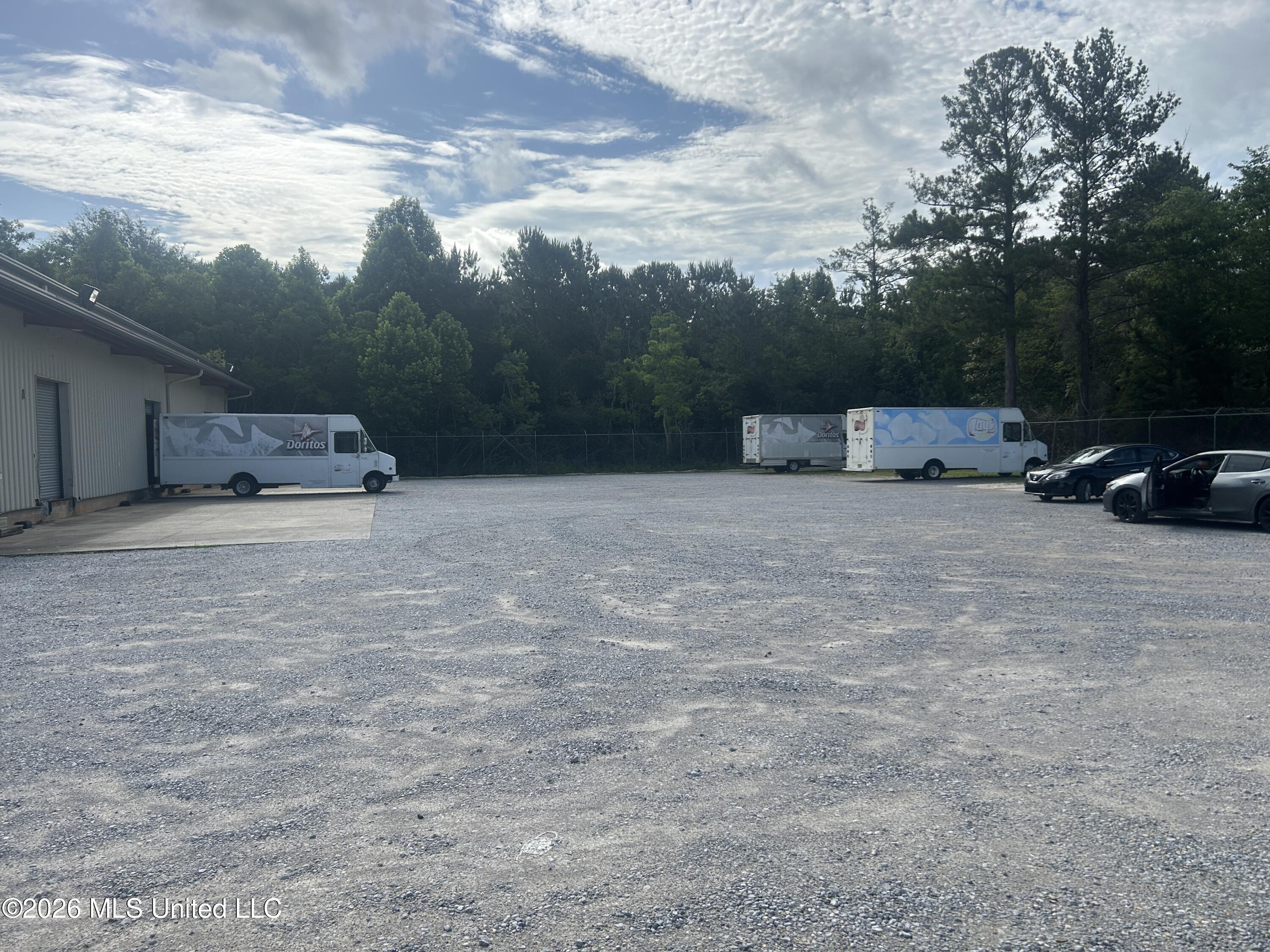 10816 N Highway 63 Highway Property Photo 3