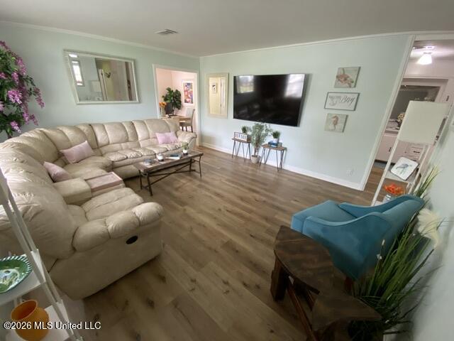 4332 Betts Circle Property Photo 9