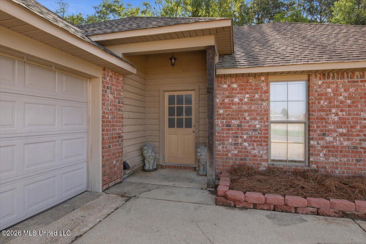 146 Cedar Spring Circle Property Photo 4