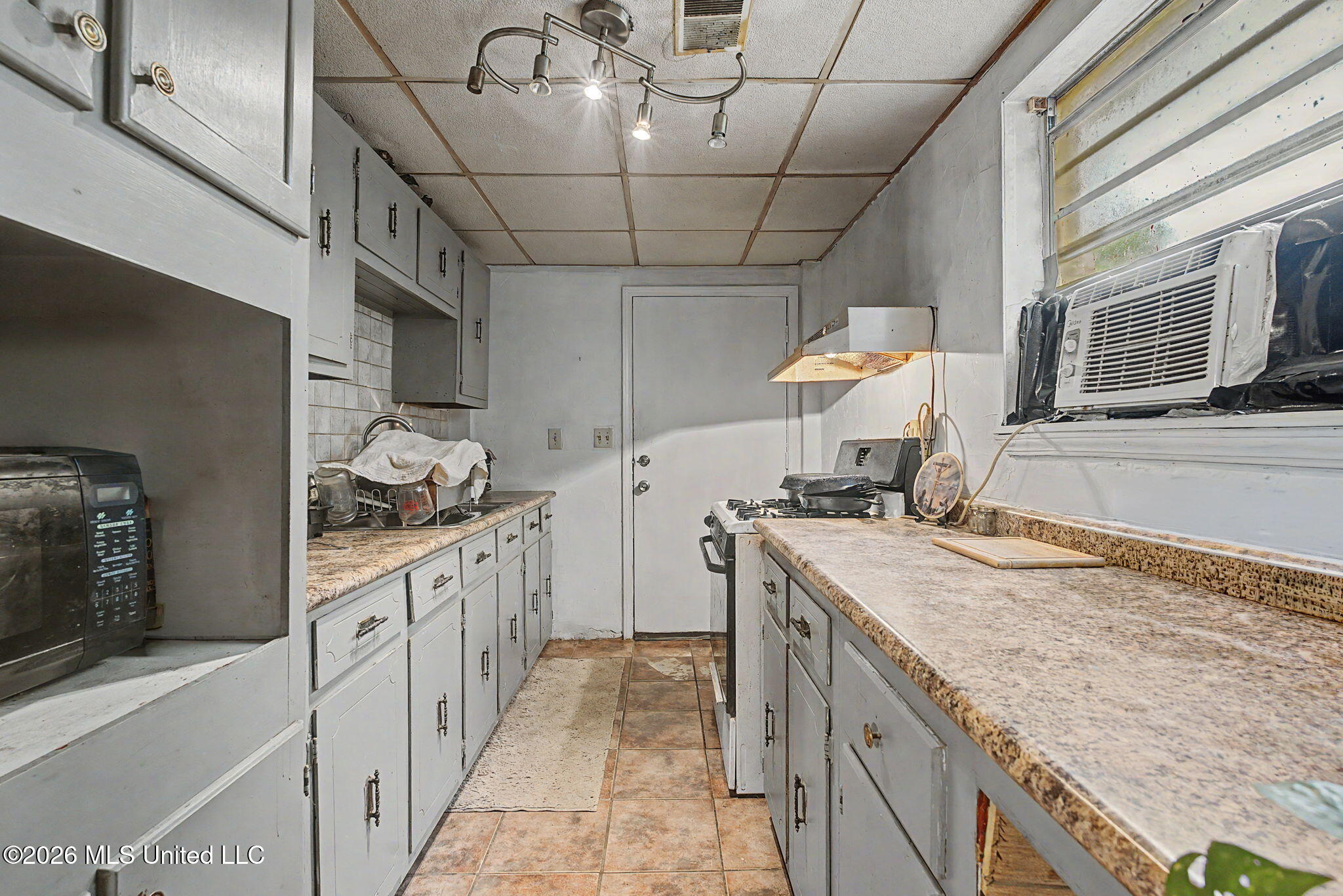 5380 Langston Road Property Photo 8