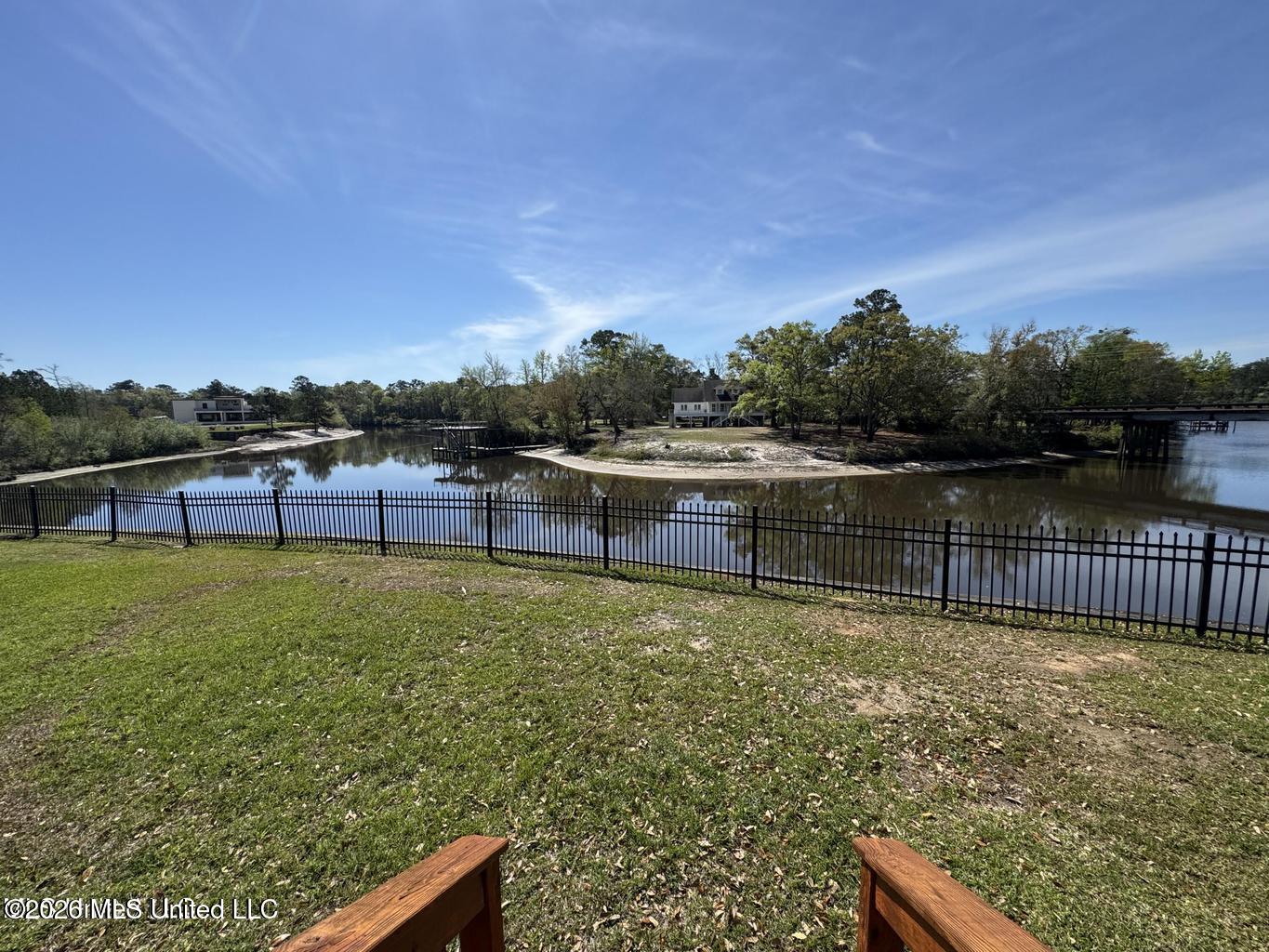 3479 Riverbend Cove Property Photo 7