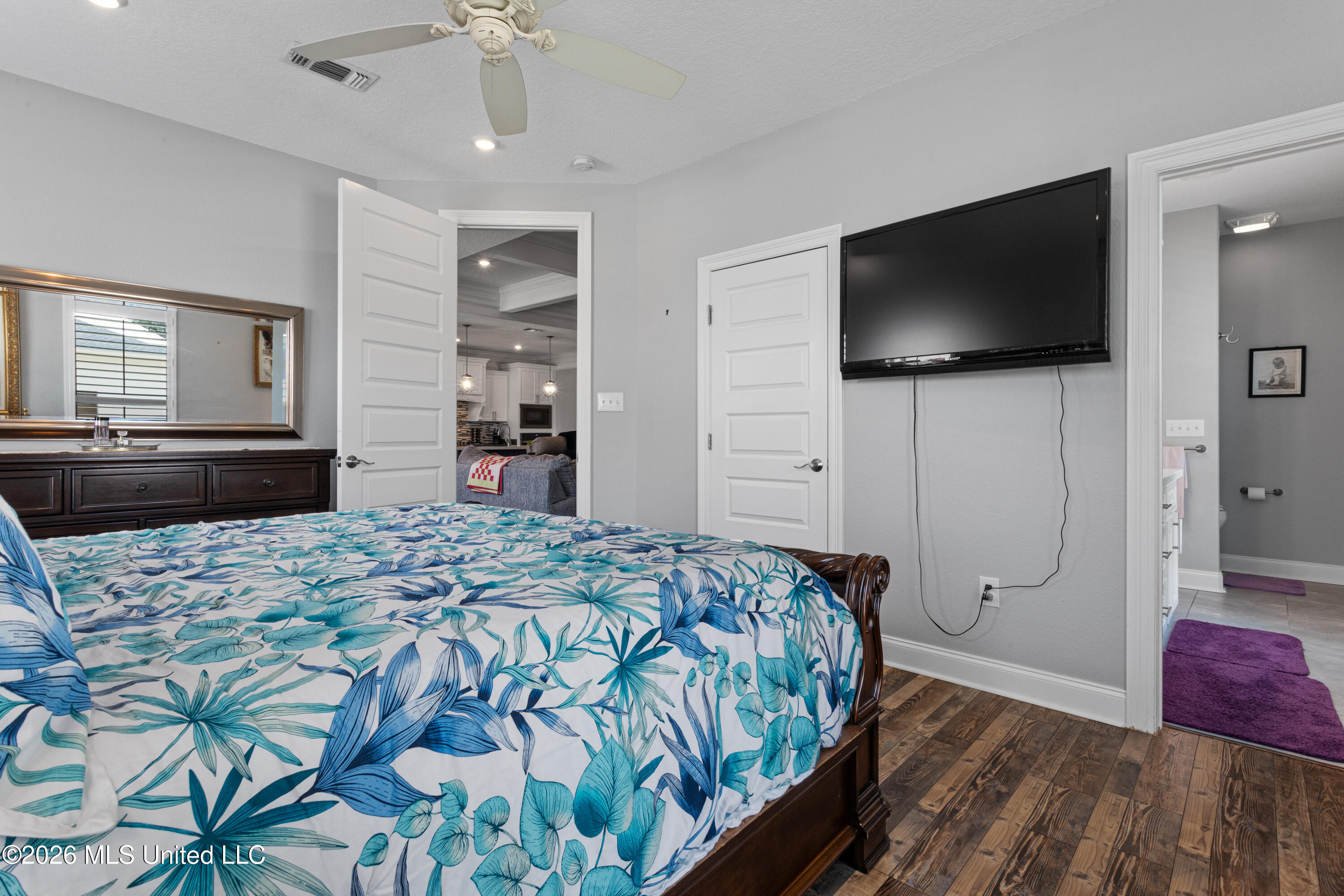 1515 Olive Avenue Property Photo 14