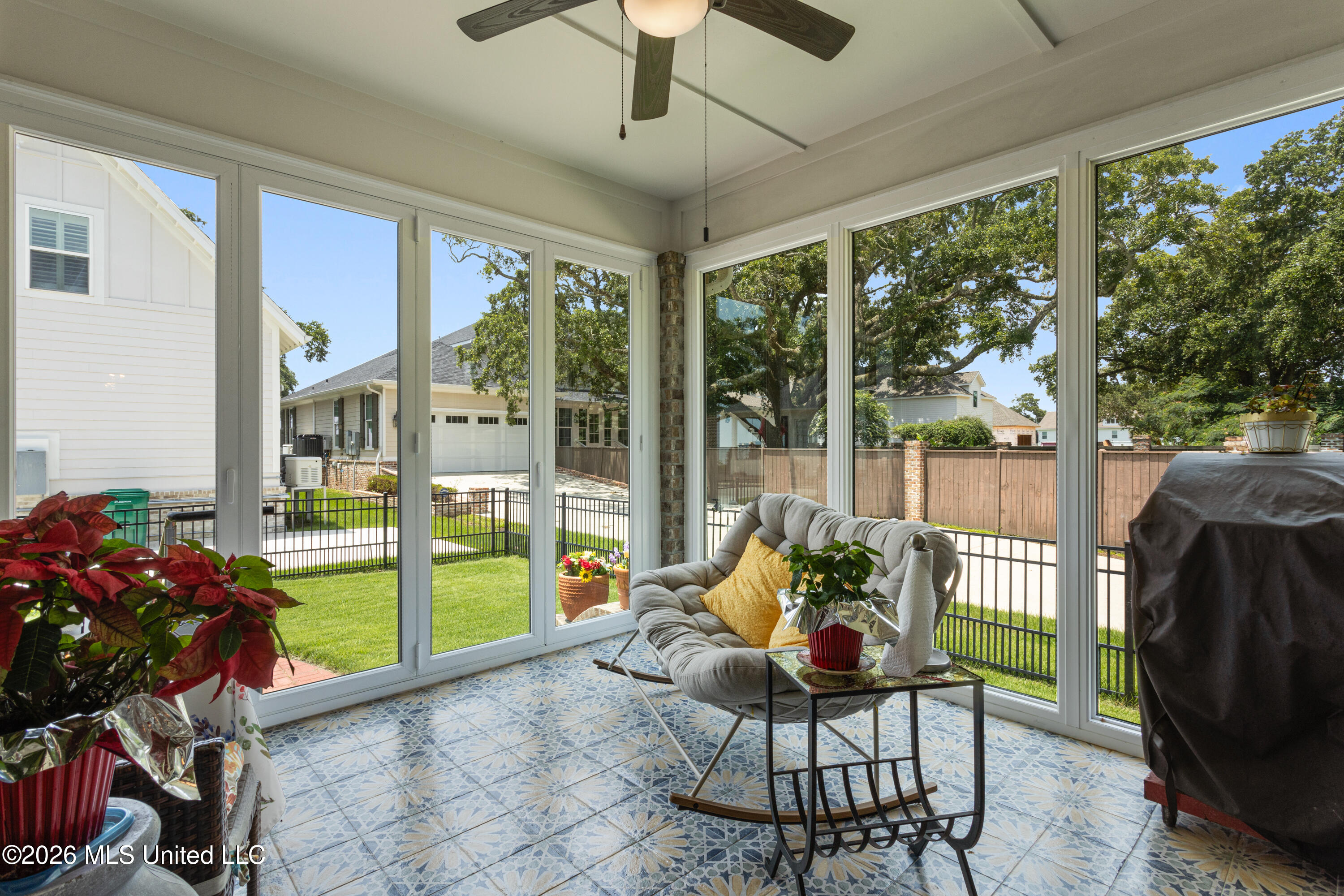 1515 Olive Avenue Property Photo 23