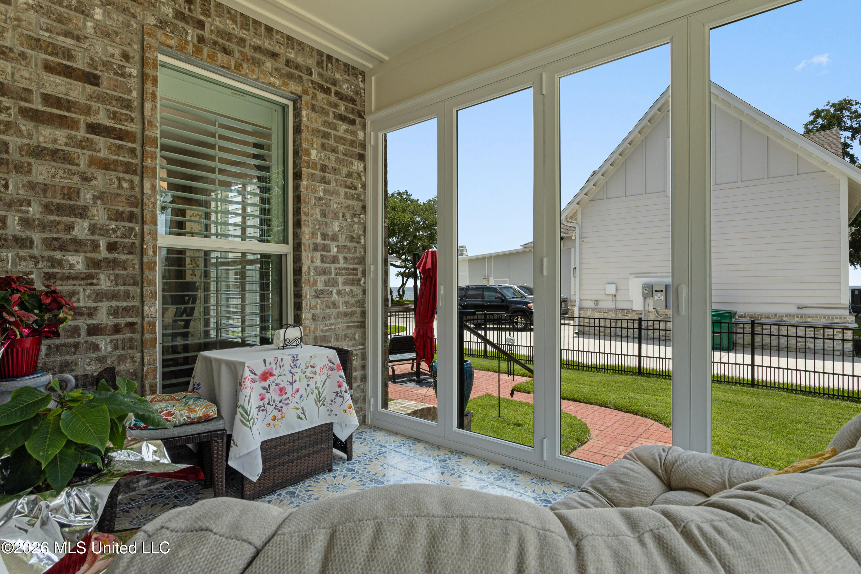1515 Olive Avenue Property Photo 24