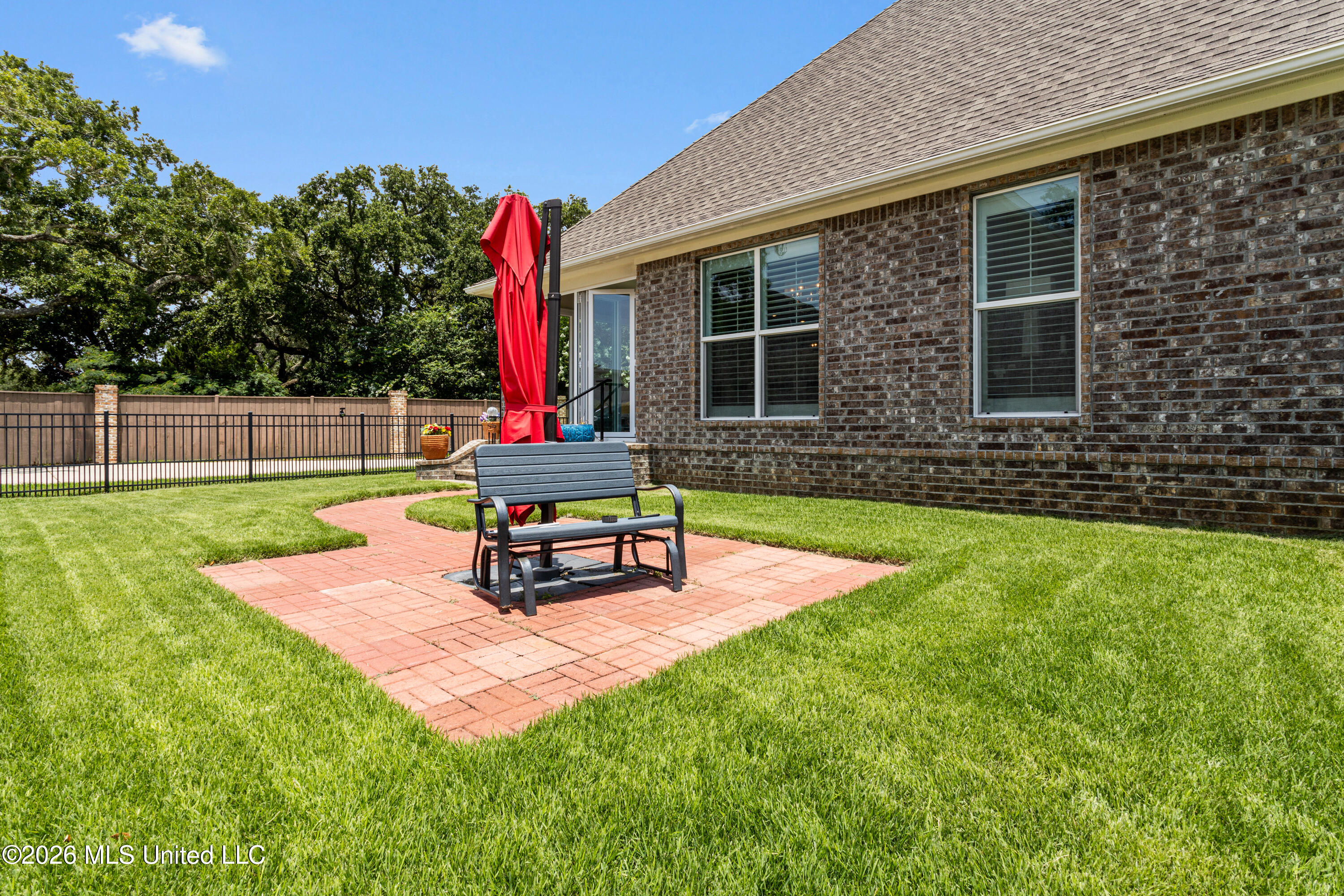 1515 Olive Avenue Property Photo 26
