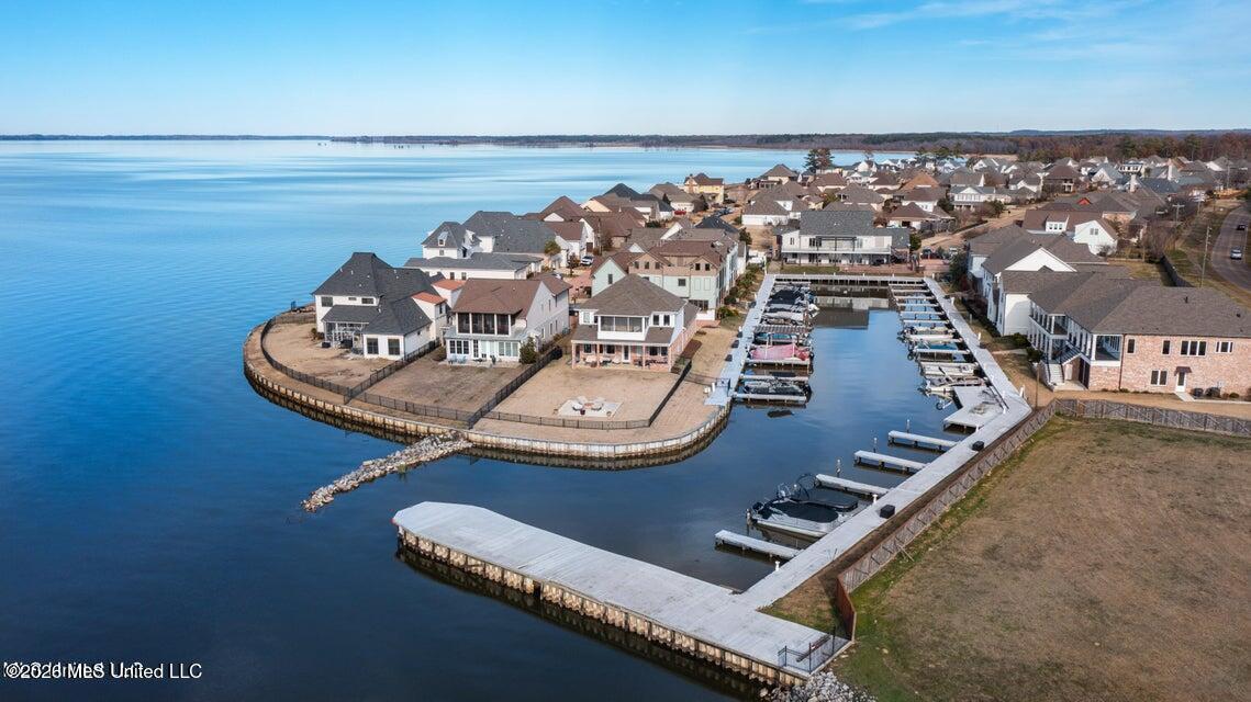 619 Osprey Cove Property Photo 4