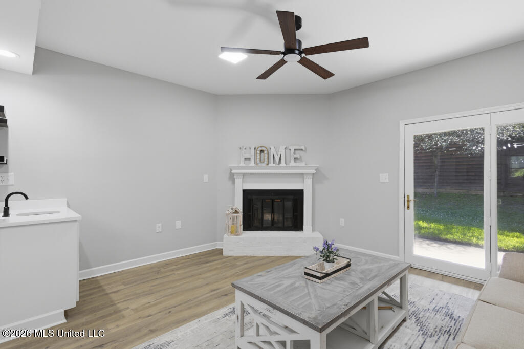 820 Planters Point Drive Property Photo 5
