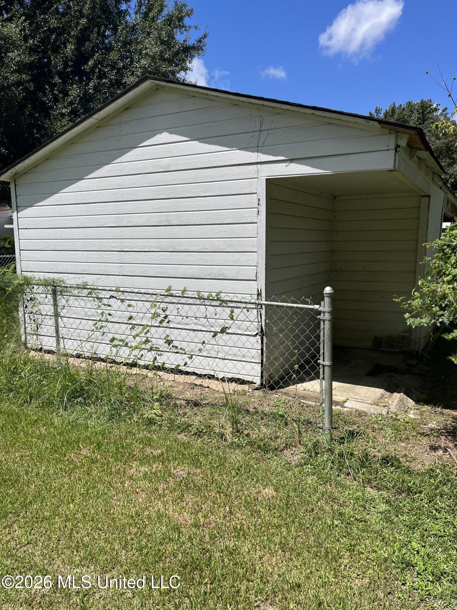 1005 Eastwood Road Property Photo 19