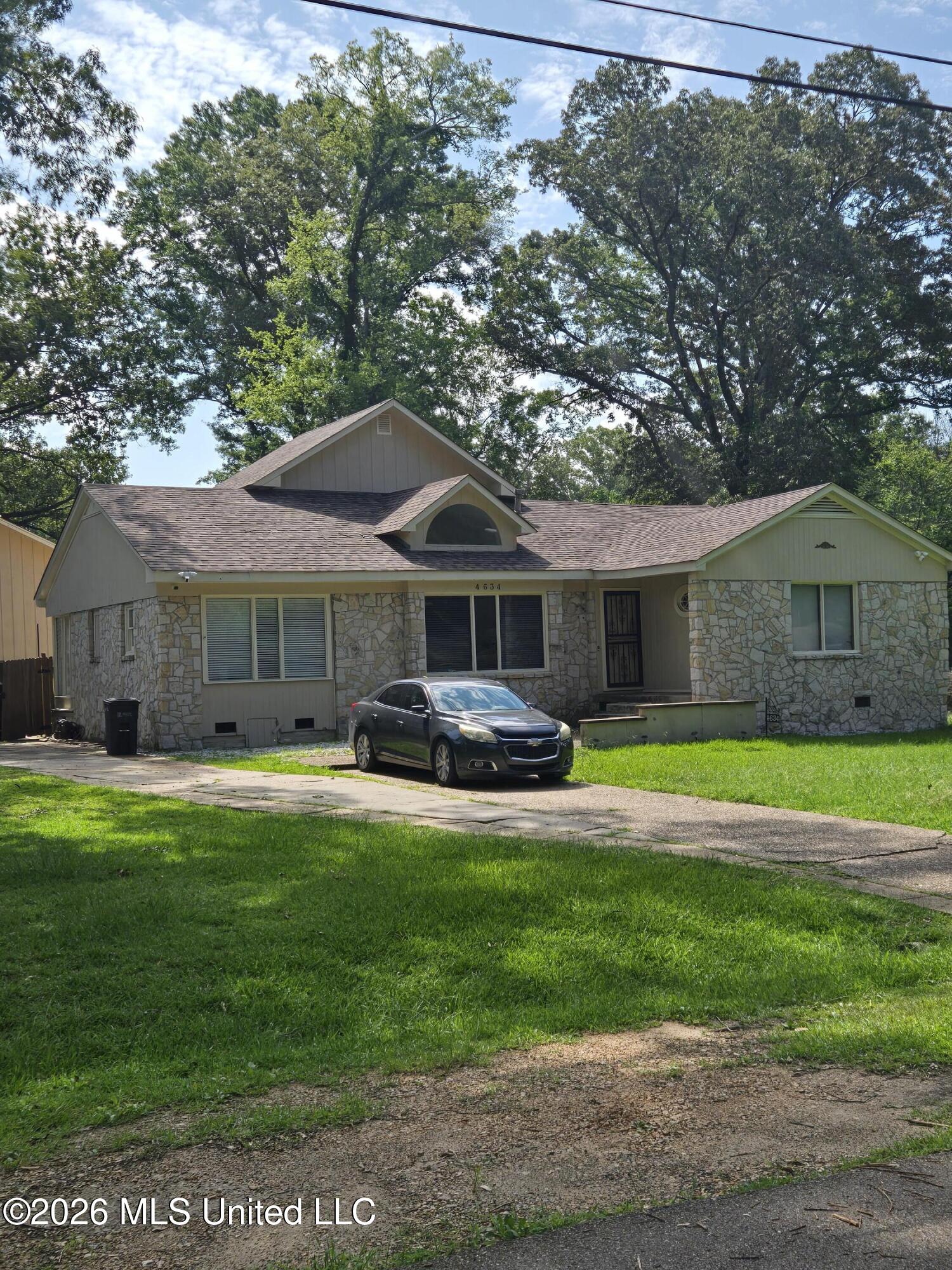 4634 Manila Drive Property Photo 1