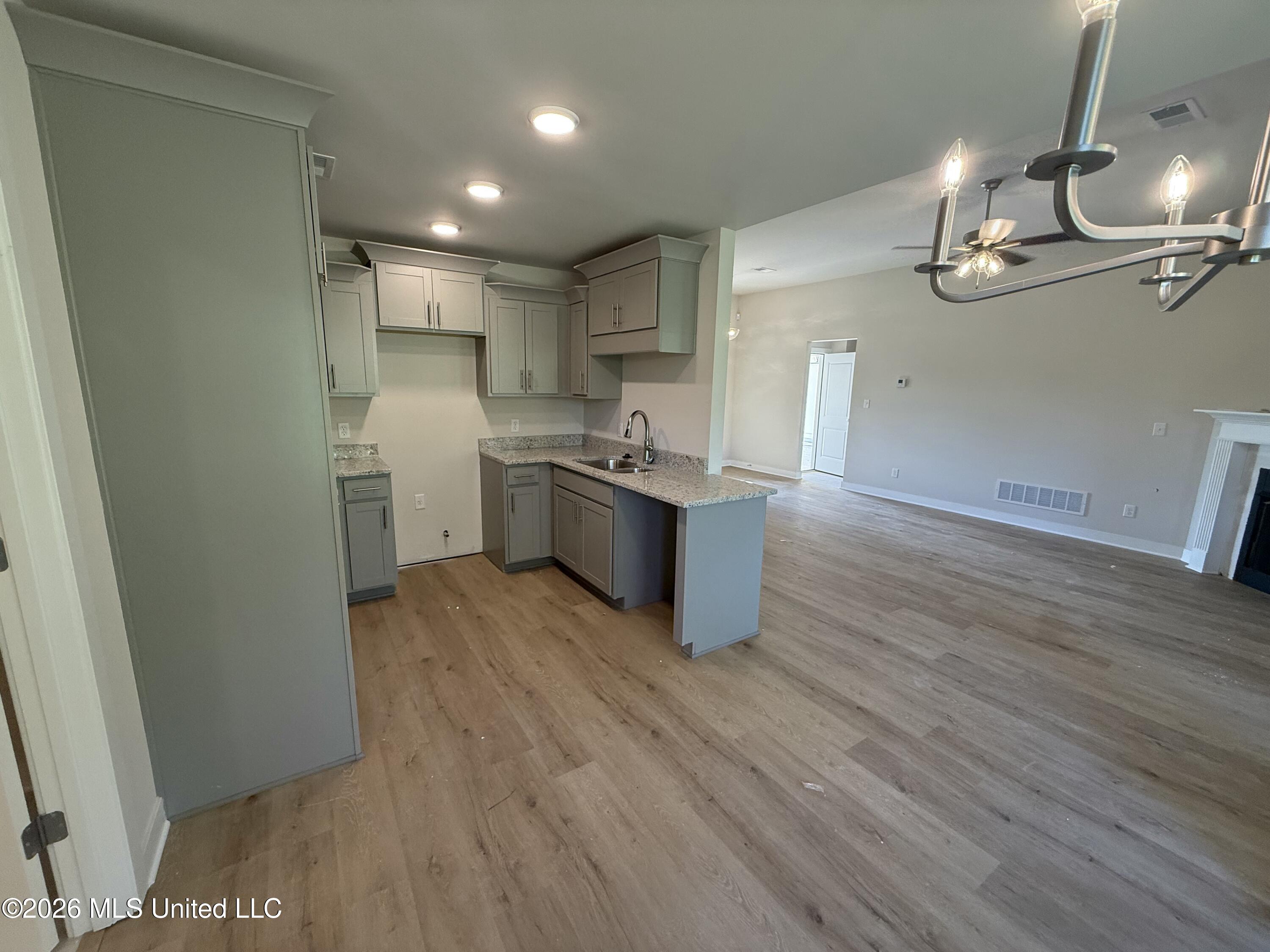 6604 Boxley Pointe Property Photo 3