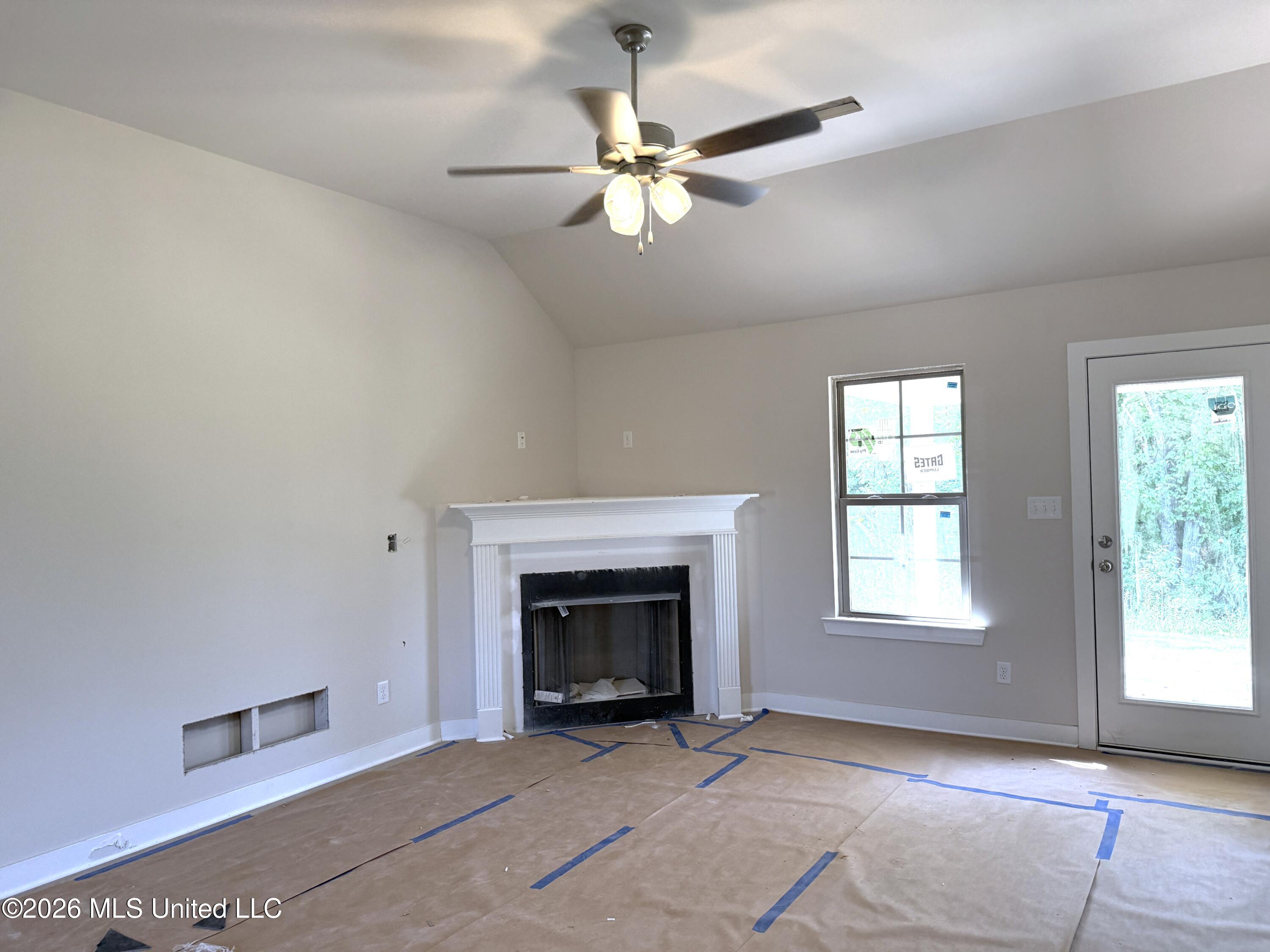 6604 Boxley Pointe Property Photo 4