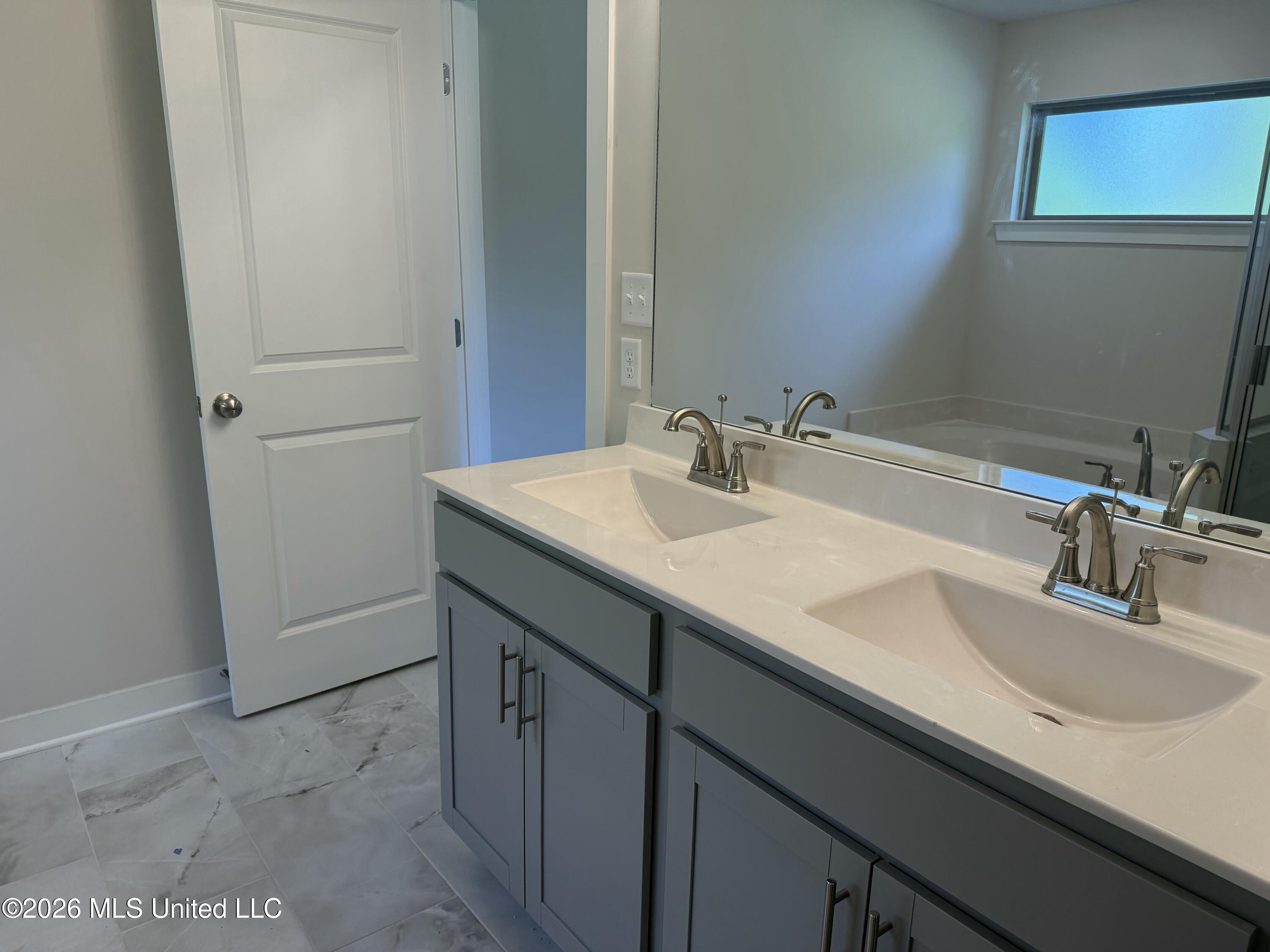 6604 Boxley Pointe Property Photo 5