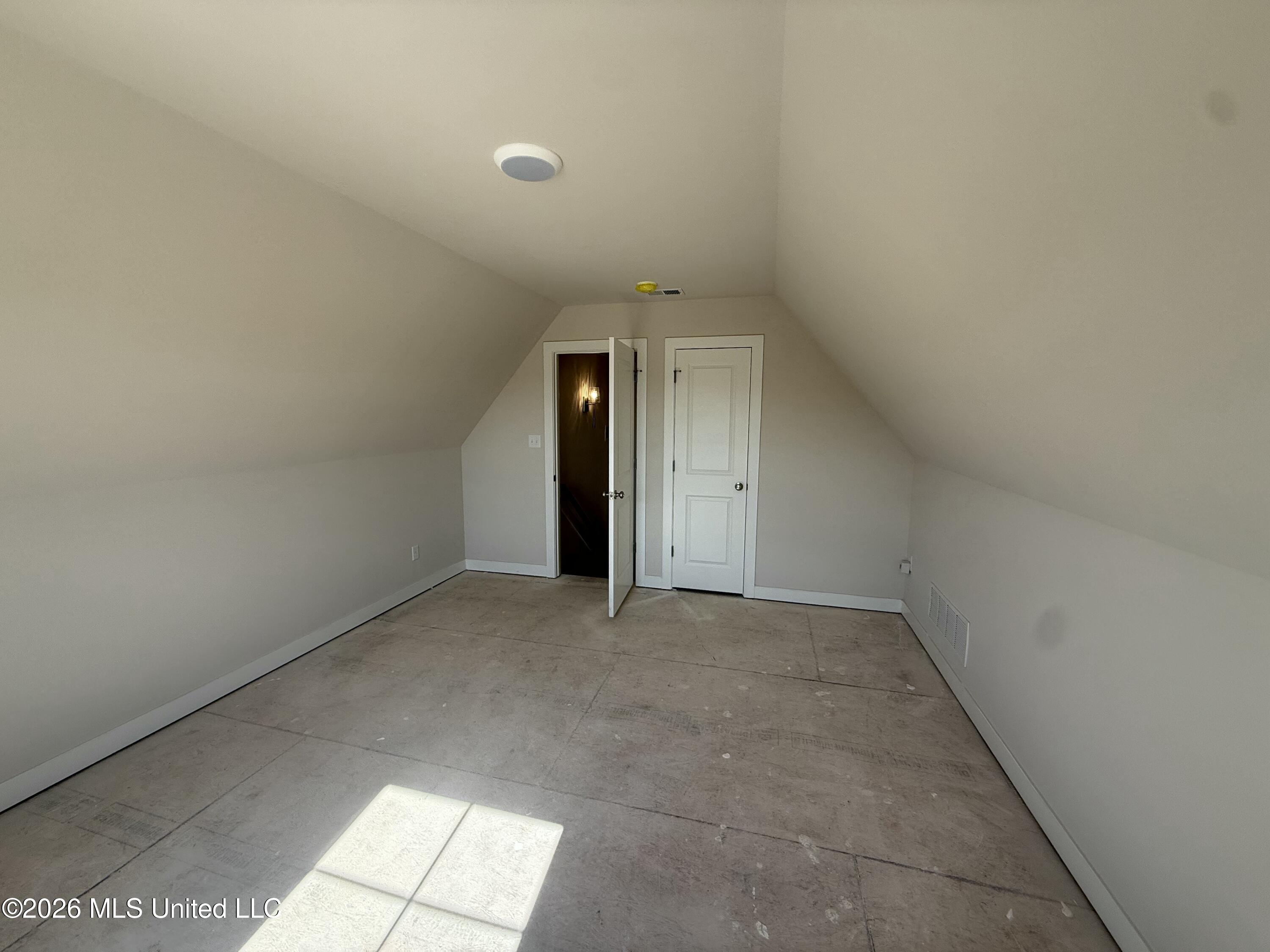 6604 Boxley Pointe Property Photo 10