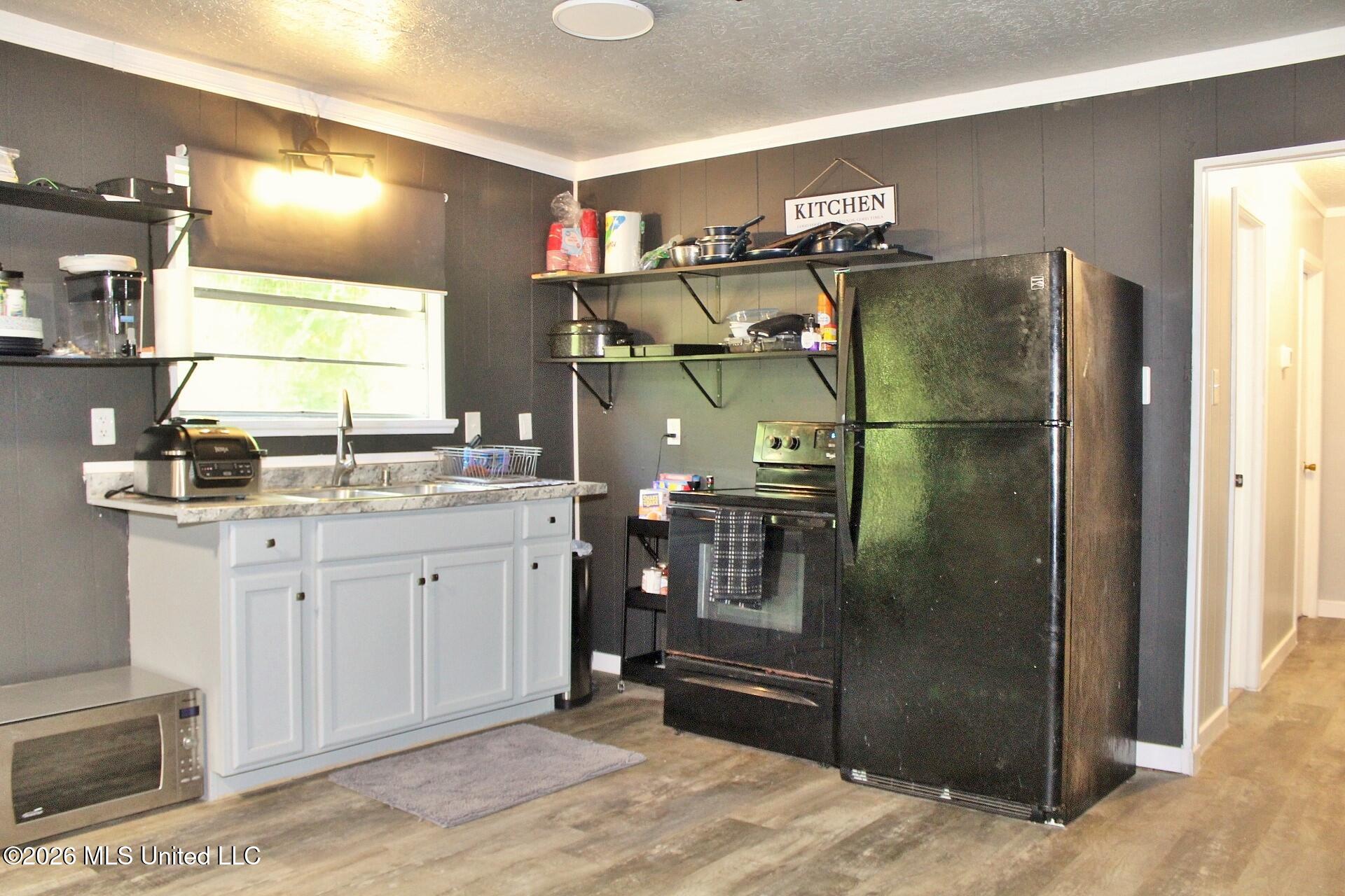 109 Hickory Lane Property Photo 9